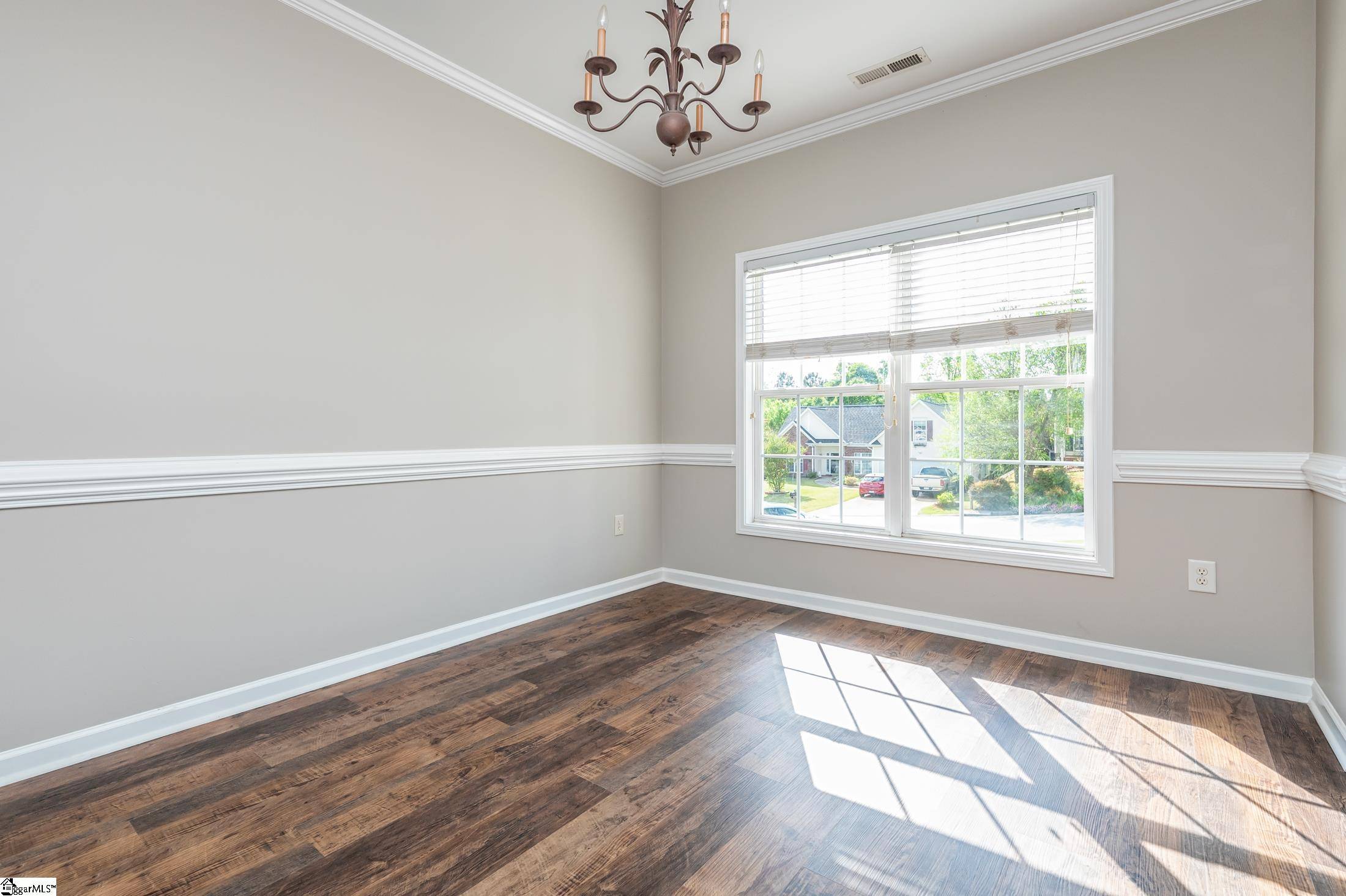 Simpsonville, SC 29680,513 Walkingstick Way