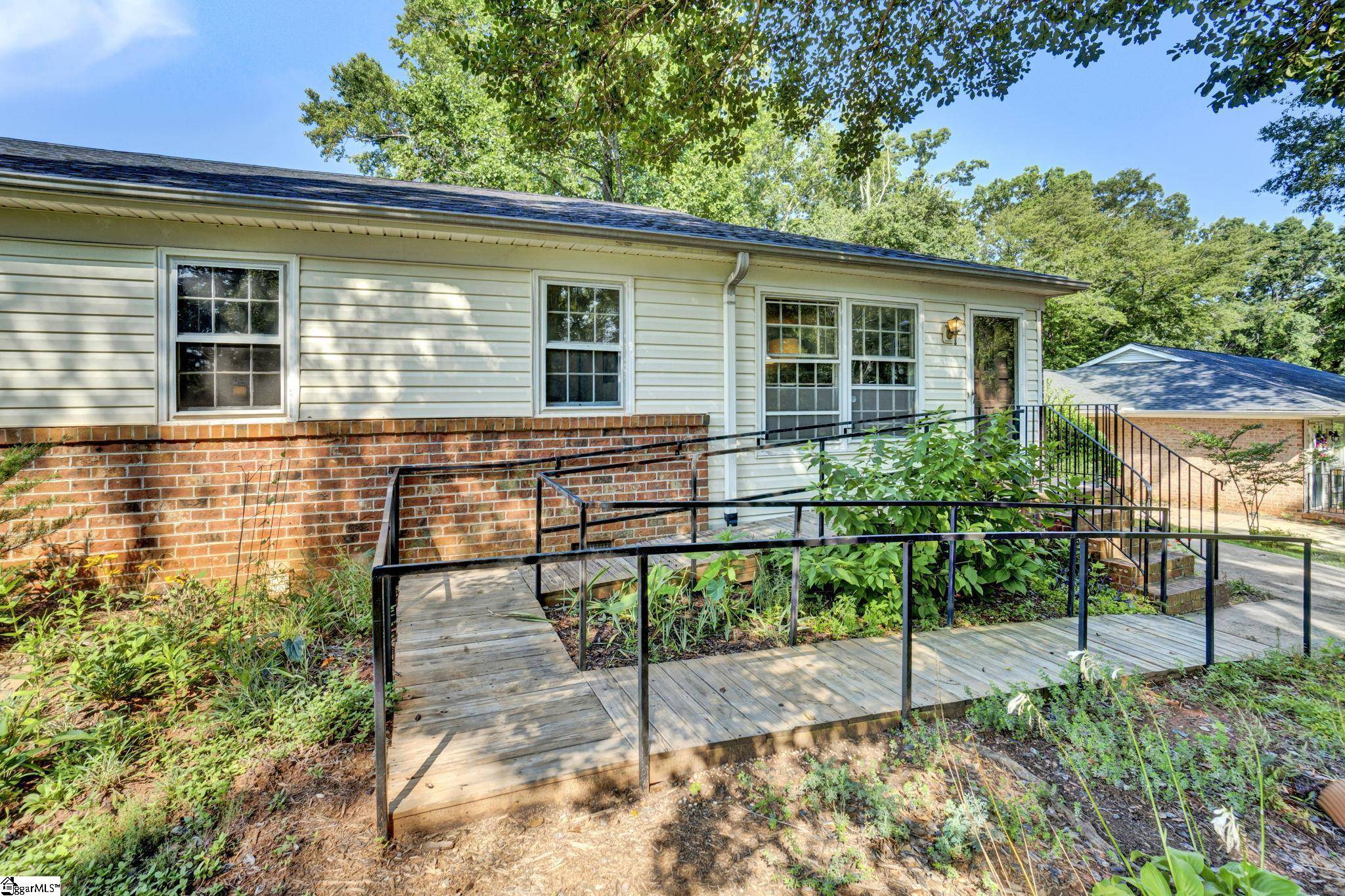 Greenville, SC 29615,12 Twelve Oaks Terrace