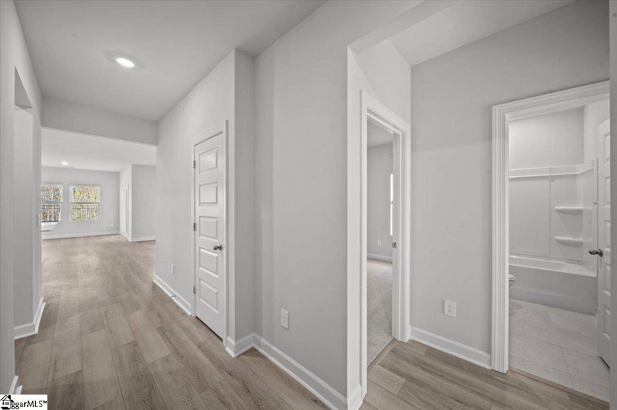 Spartanburg, SC 29301,573 Cozy Bluff Road