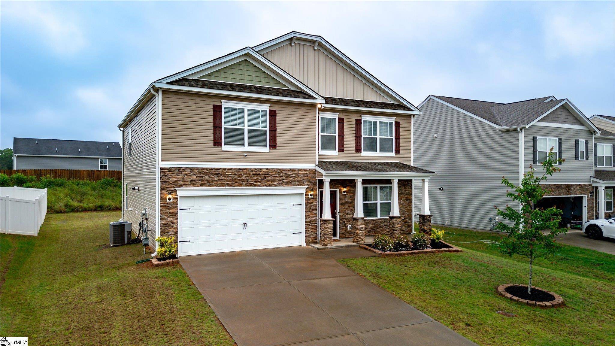Easley, SC 29642,204 Lily Pond Place