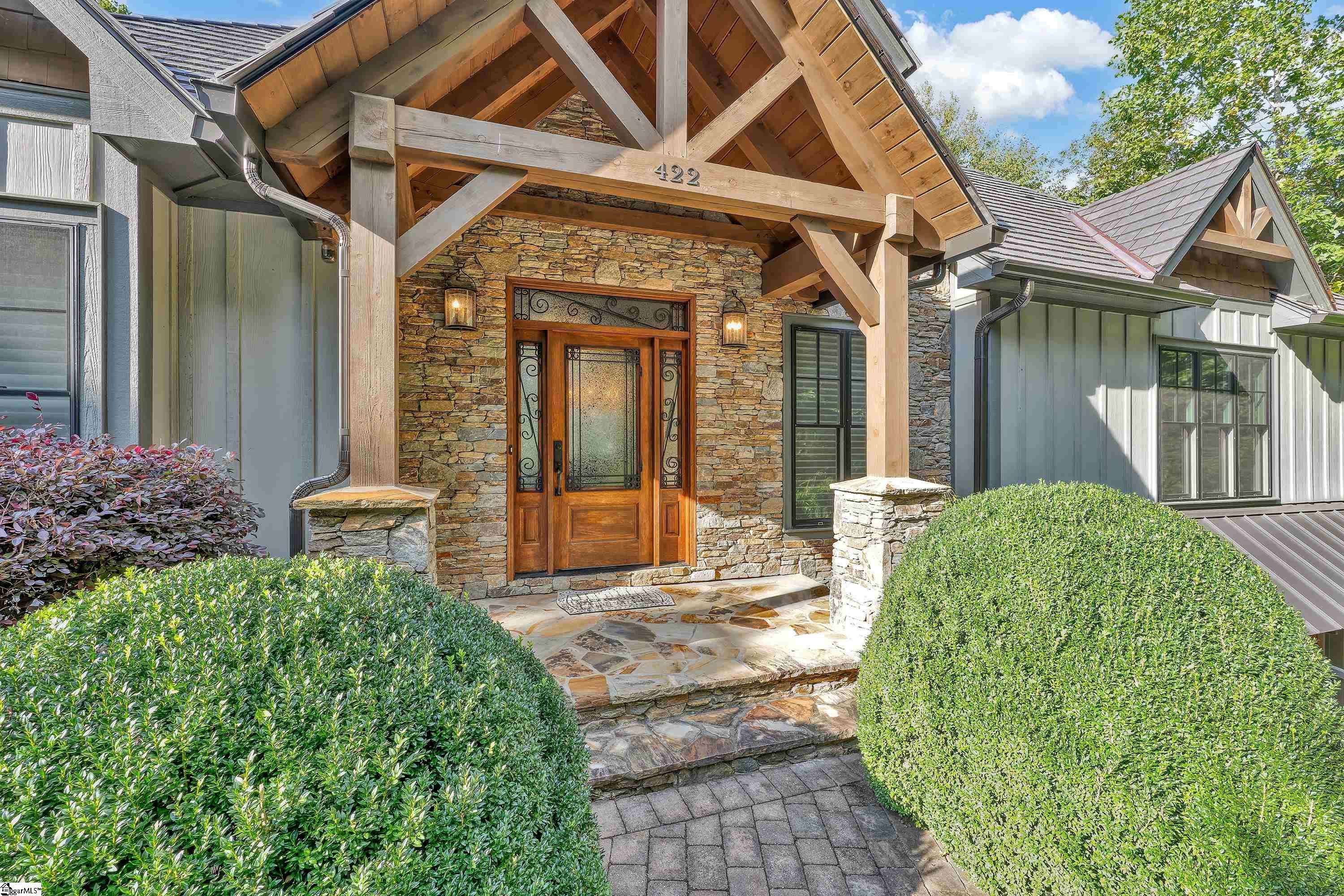 Sunset, SC 29685,422 Pileated Woodpecker