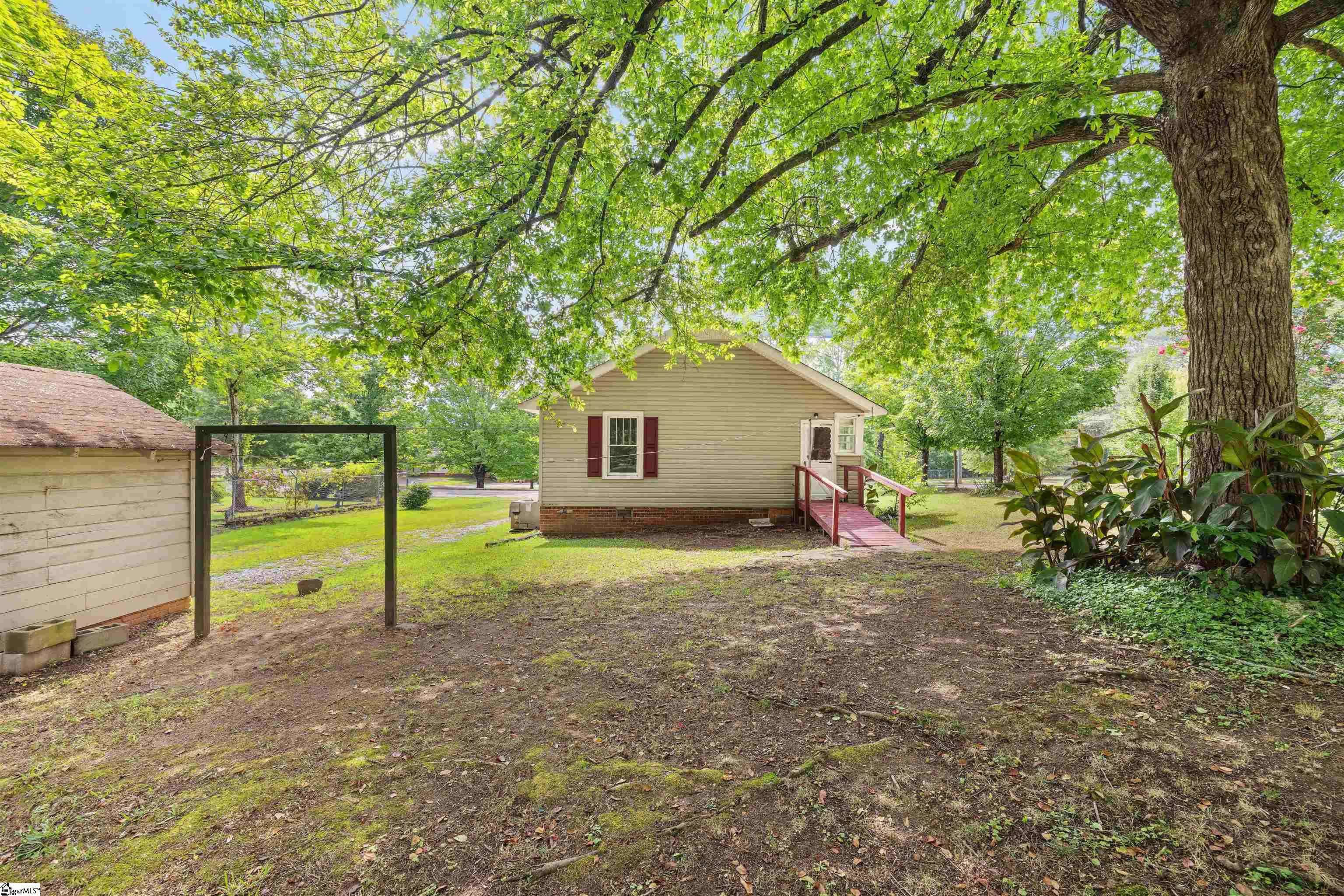 Marietta, SC 29661,704 Slater Road