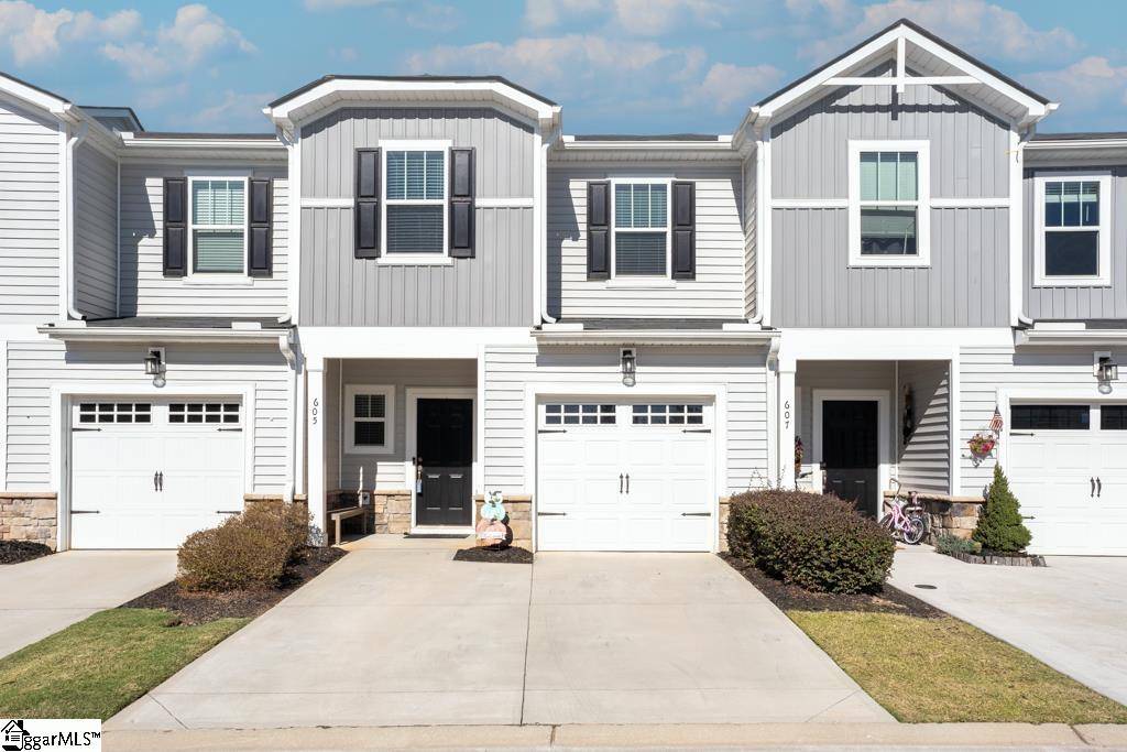 Greer, SC 29650,605 Purteview Place