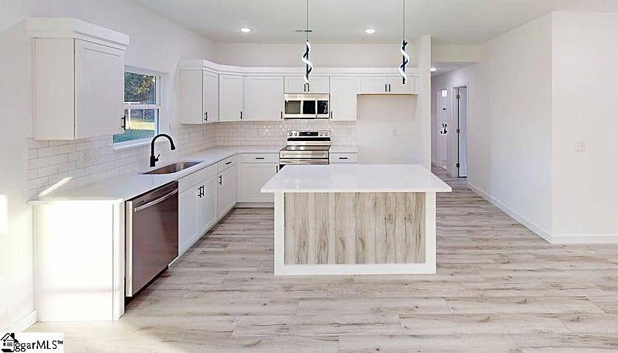 Inman, SC 29349,10 Bobo Street