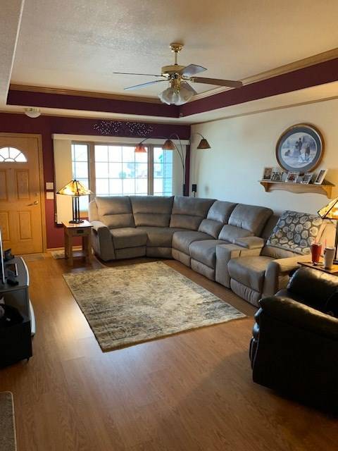 Hartford, WI 53027-8405,242 SIMON DR #11-2