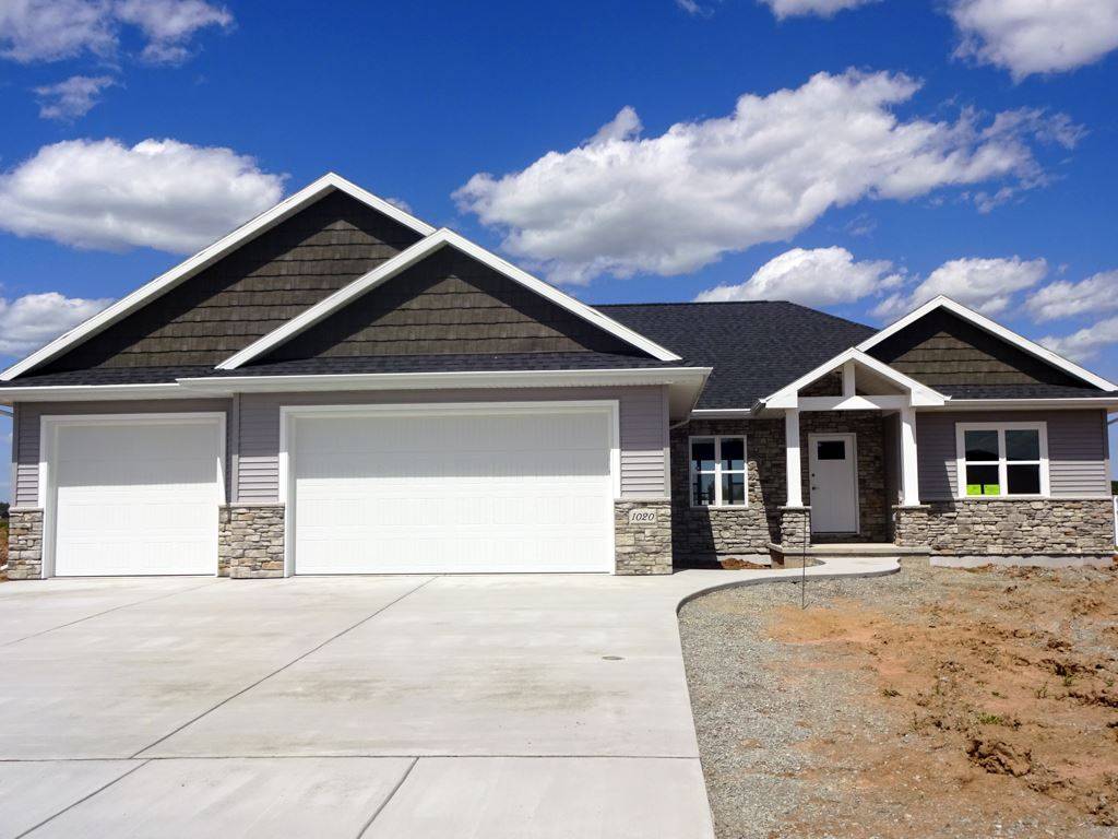De Pere, WI 54115,1021 NUTMEG DR