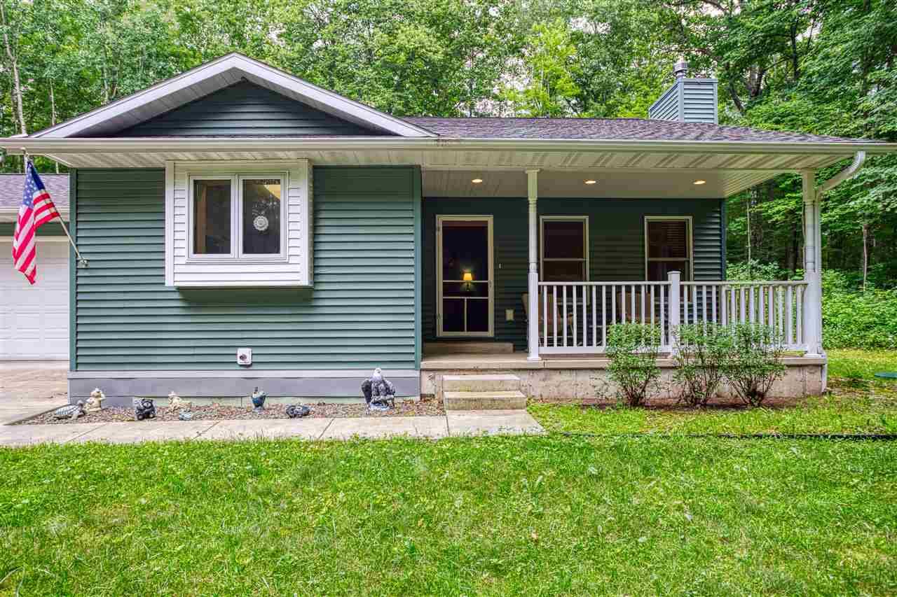 Gresham, WI 54128-8957,W10453 ISLAND LAKE RD