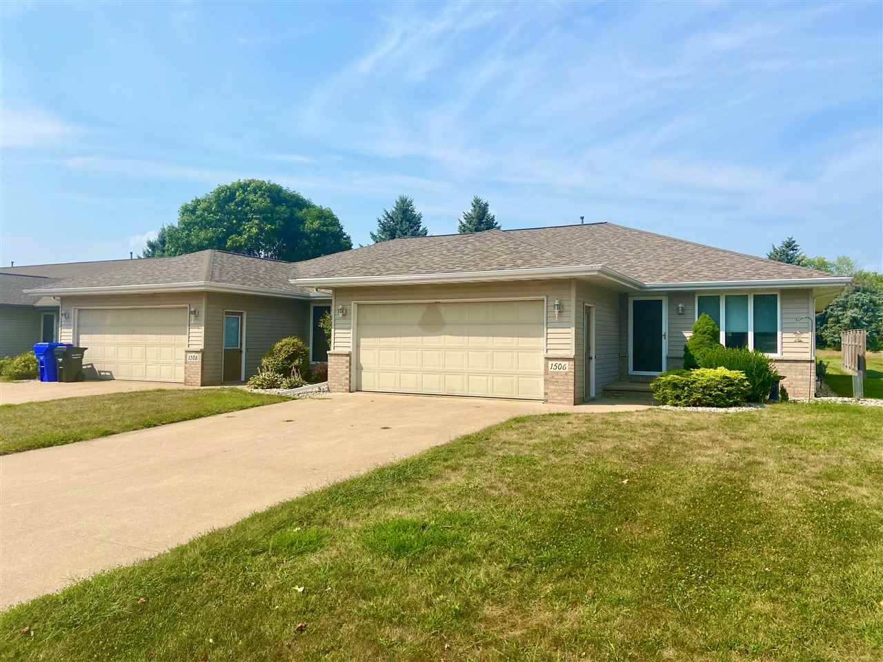 Appleton, WI 54914-5812,1506 W WEILAND LN