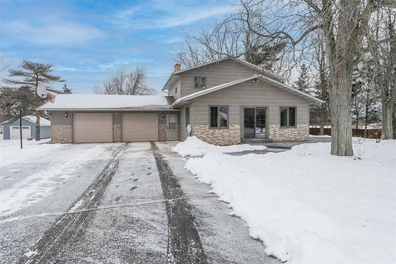 Pulaski, WI 54162-9635,8600 FRANKS LN