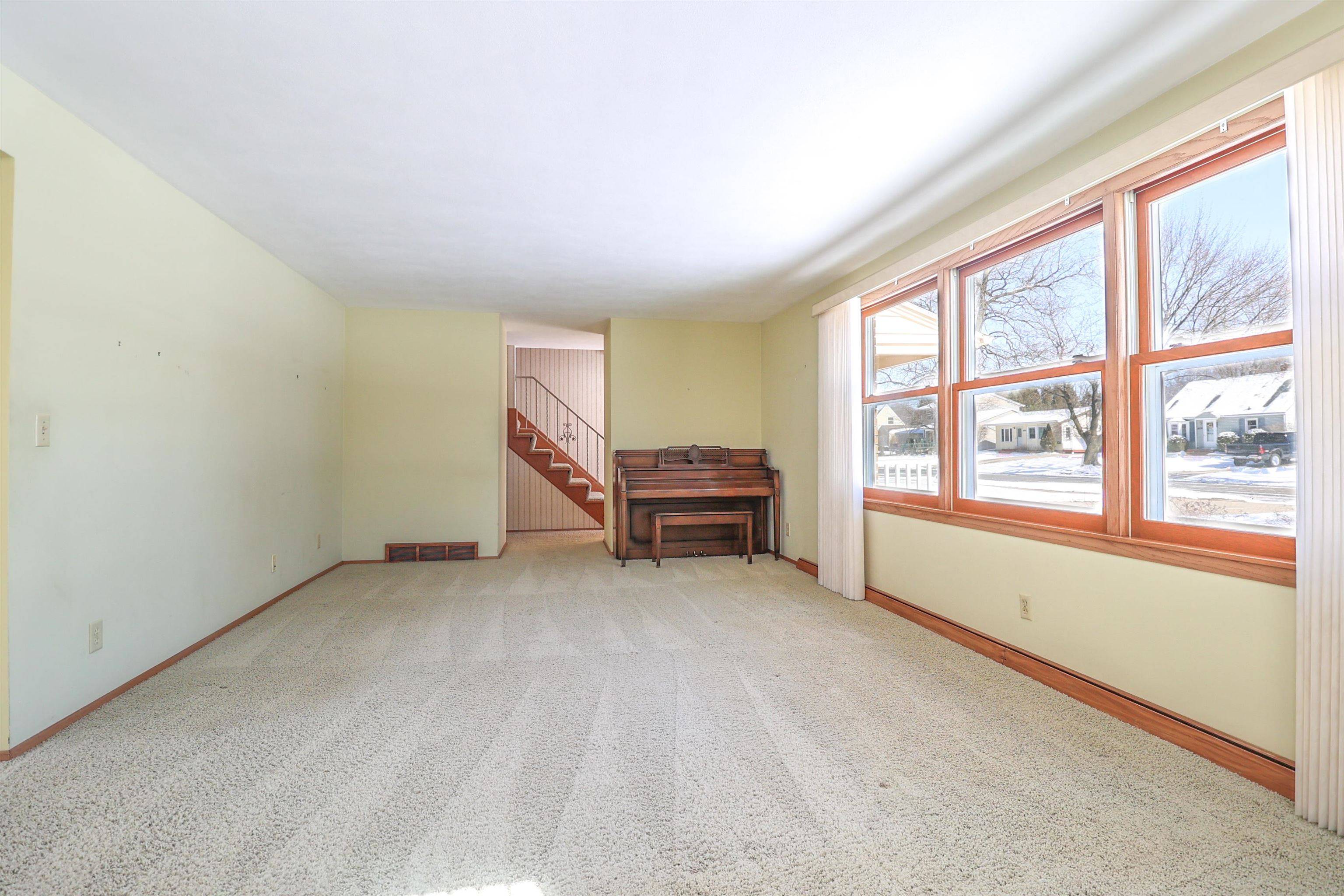 Appleton, WI 54914,1637 S DRISCOLL ST