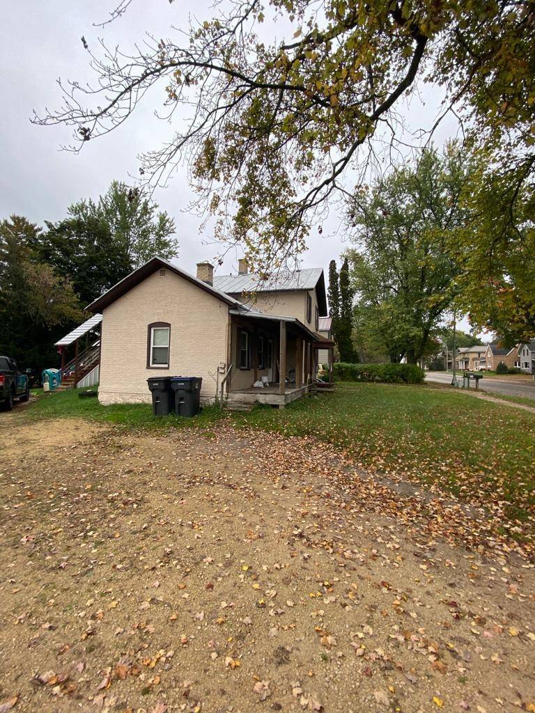 Westfield, WI 53964,224 E 2ND ST