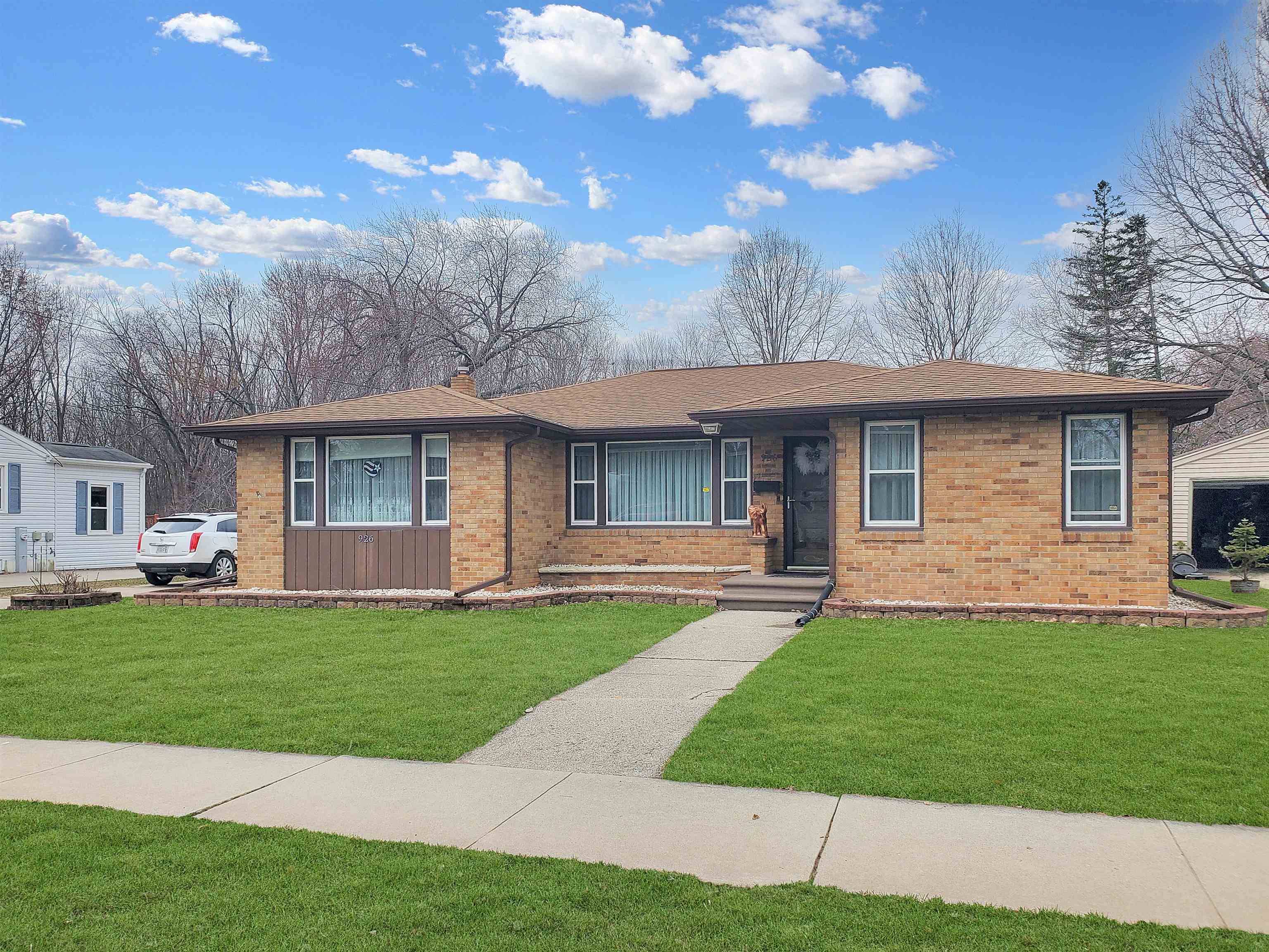 De Pere, WI 54115,926 S 7TH ST