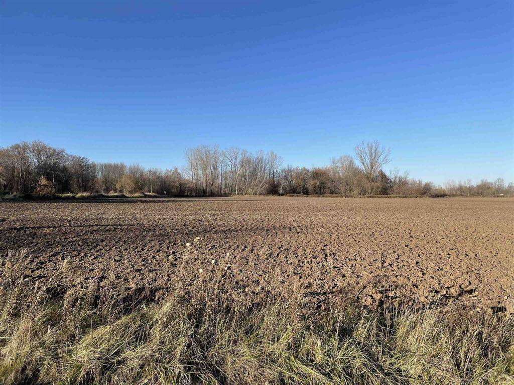 Little Suamico, WI 54141,BALL PARK RD #5