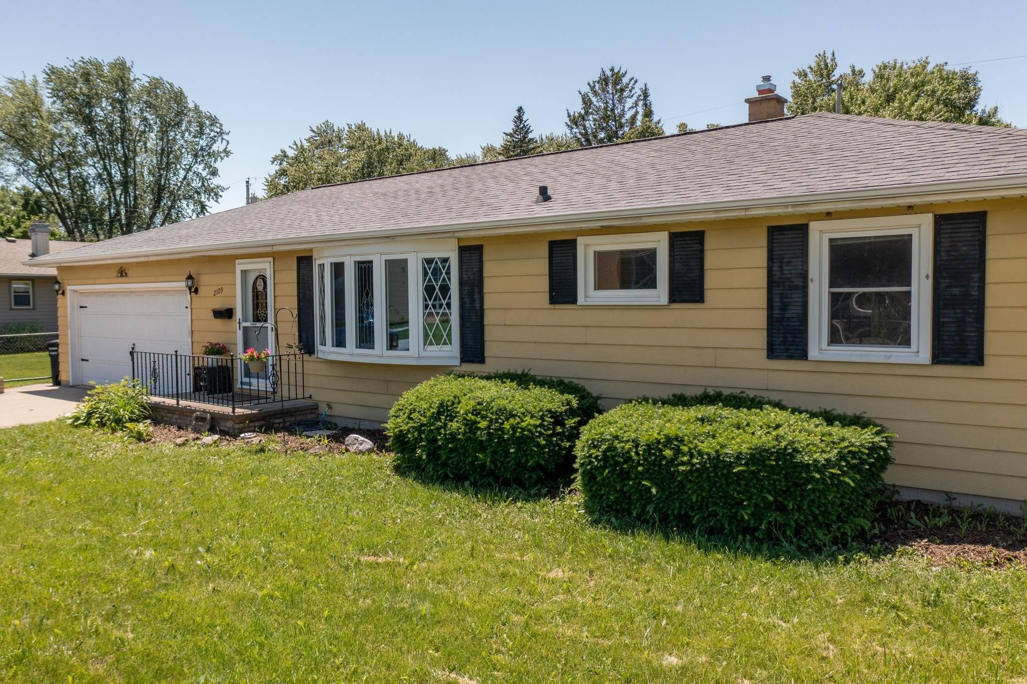Appleton, WI 54915,2109 S CARPENTER ST