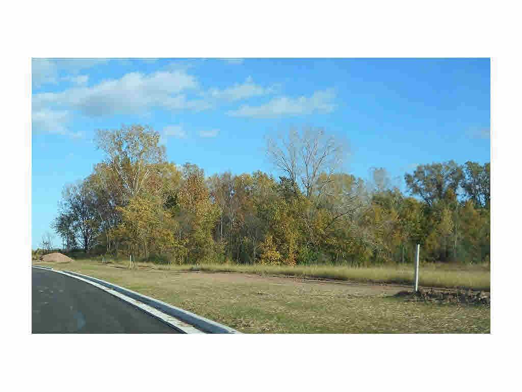 De Pere, WI 54115,3706 BEACHMONT RD #18