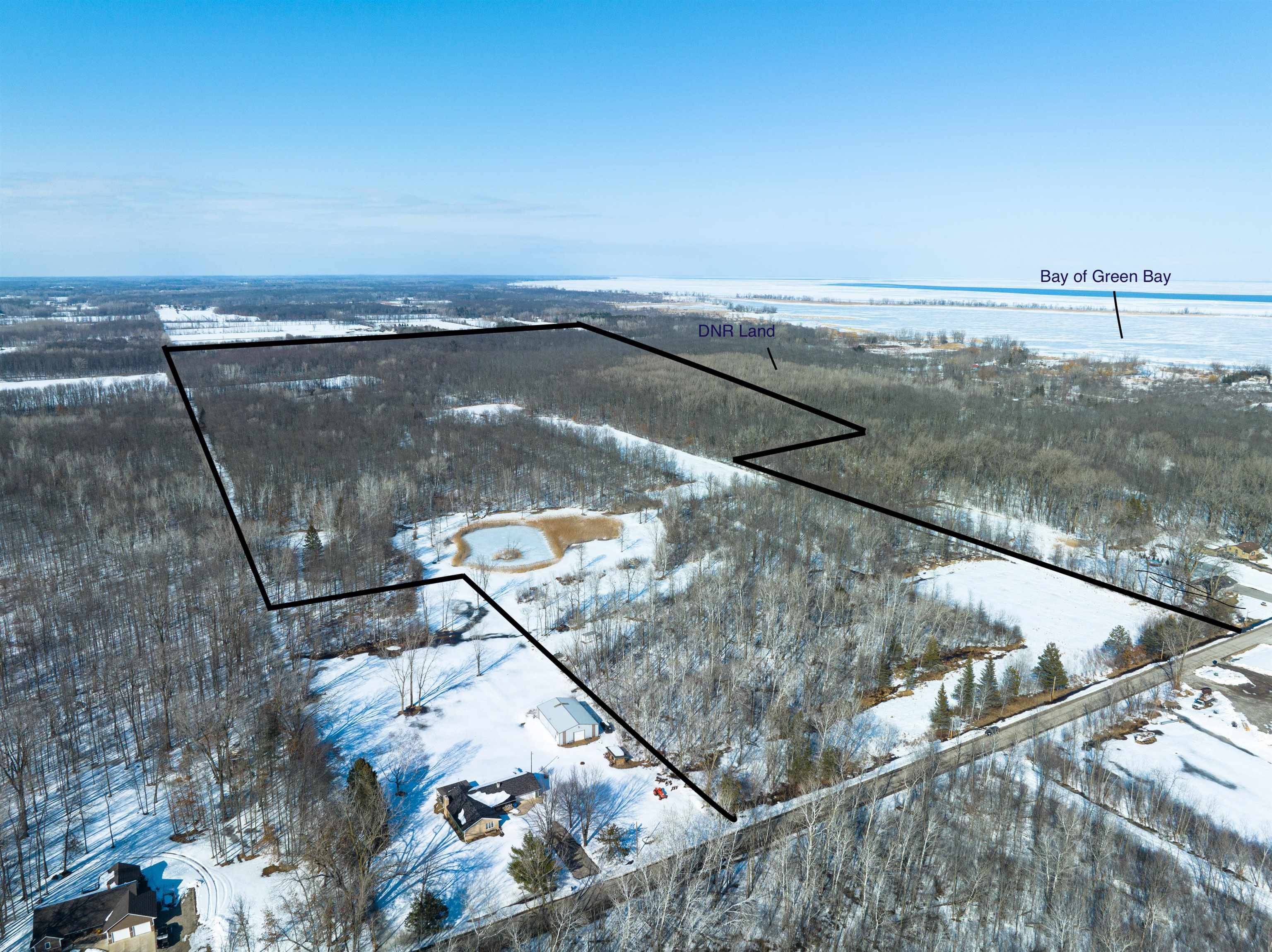 Suamico, WI 54173,800 RESORT RD