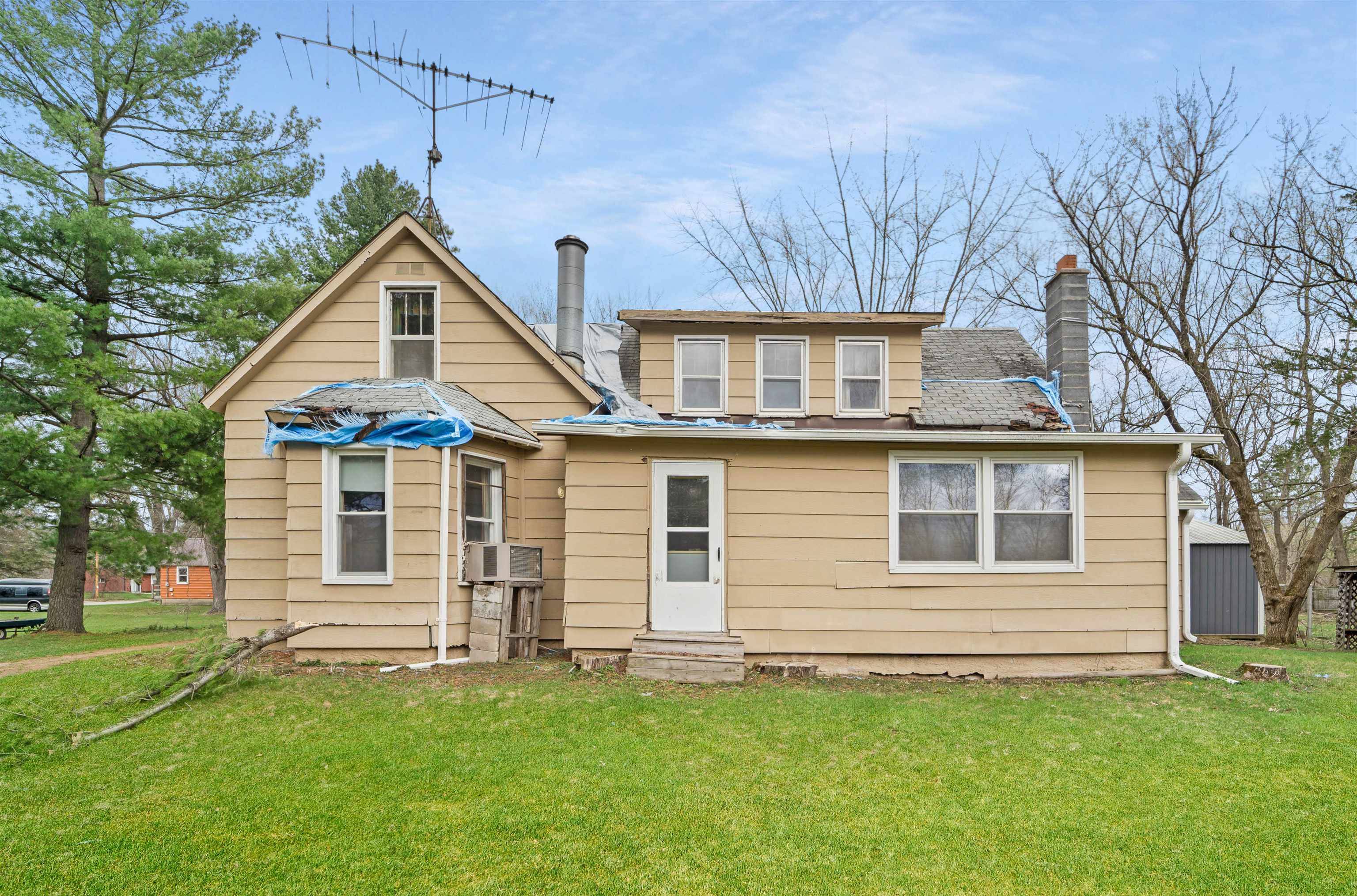 Nekoosa, WI 54457,909 S SECTION ST