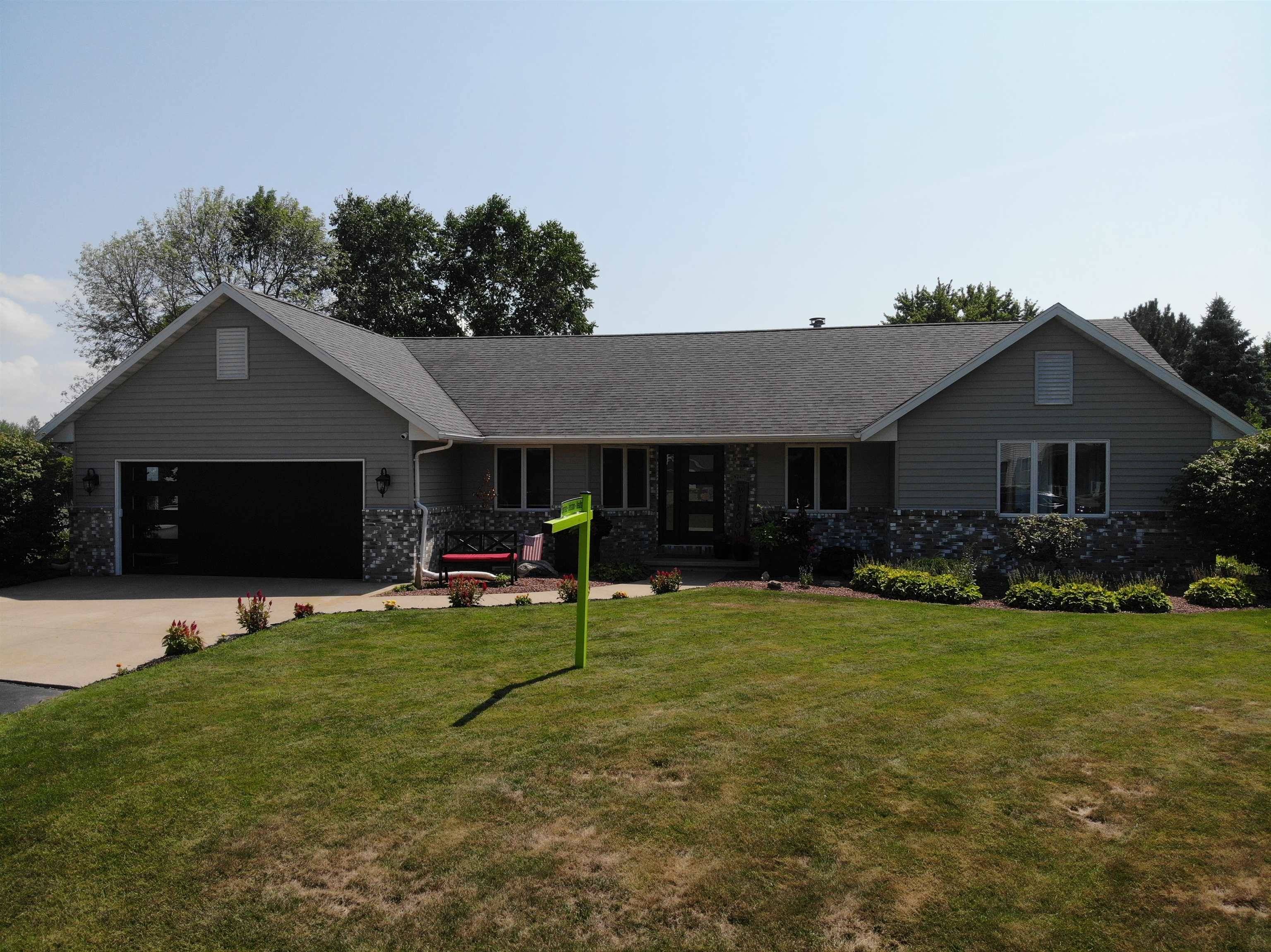 Appleton, WI 54915,W2417 HOLLY LN