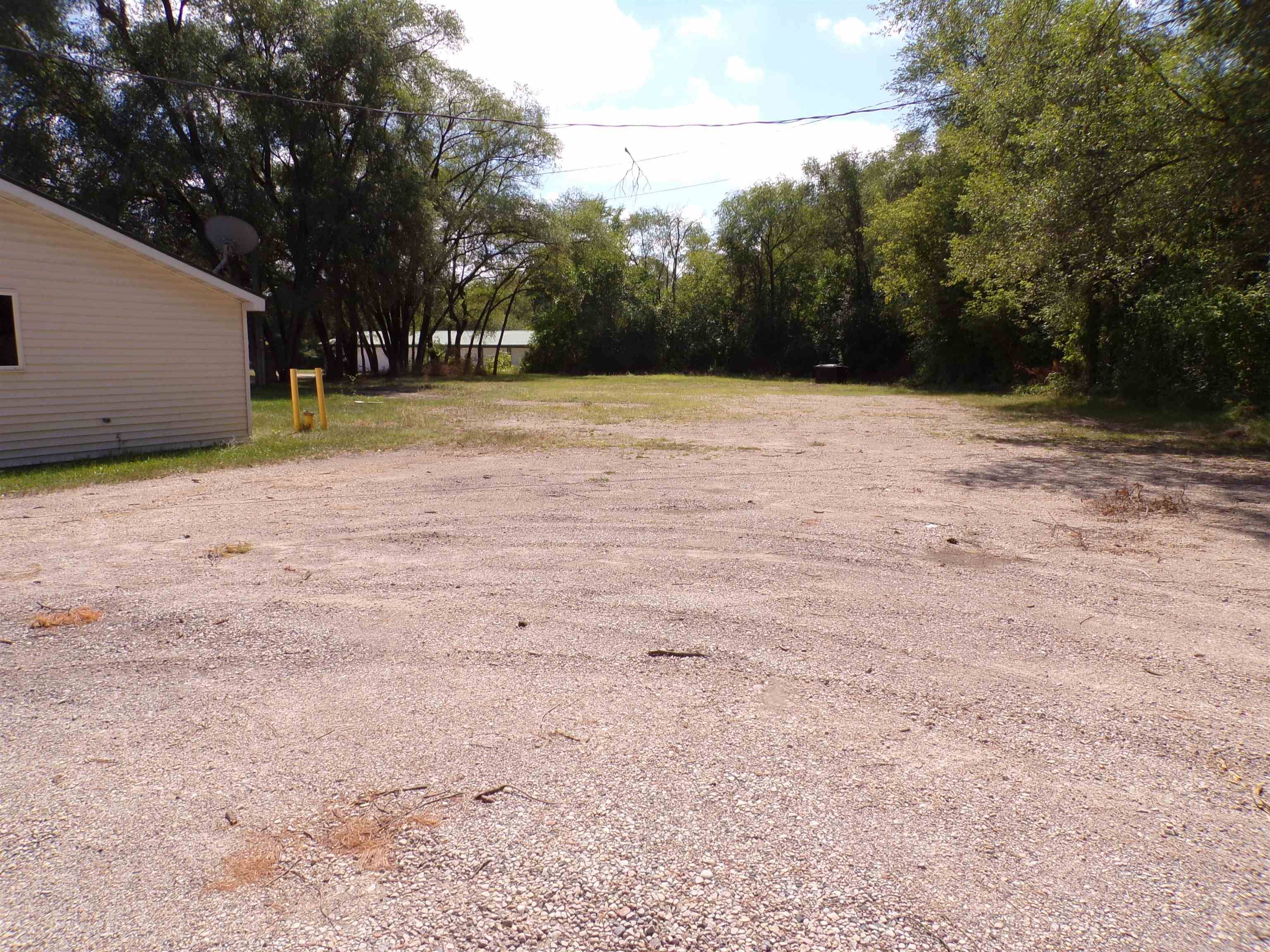 Wautoma, WI 54982,W7871 STATE ROAD 21 / 73 RD