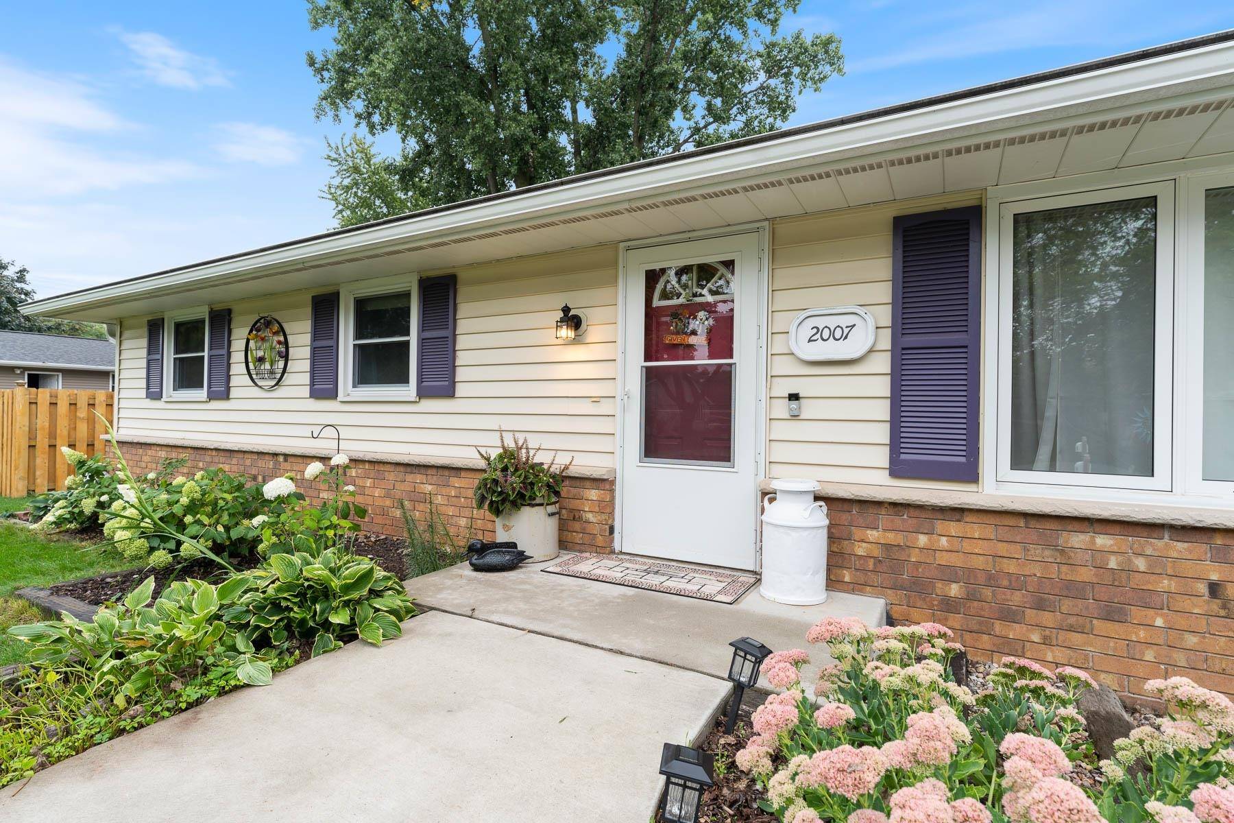 Appleton, WI 54915,2007 OMEGA DR
