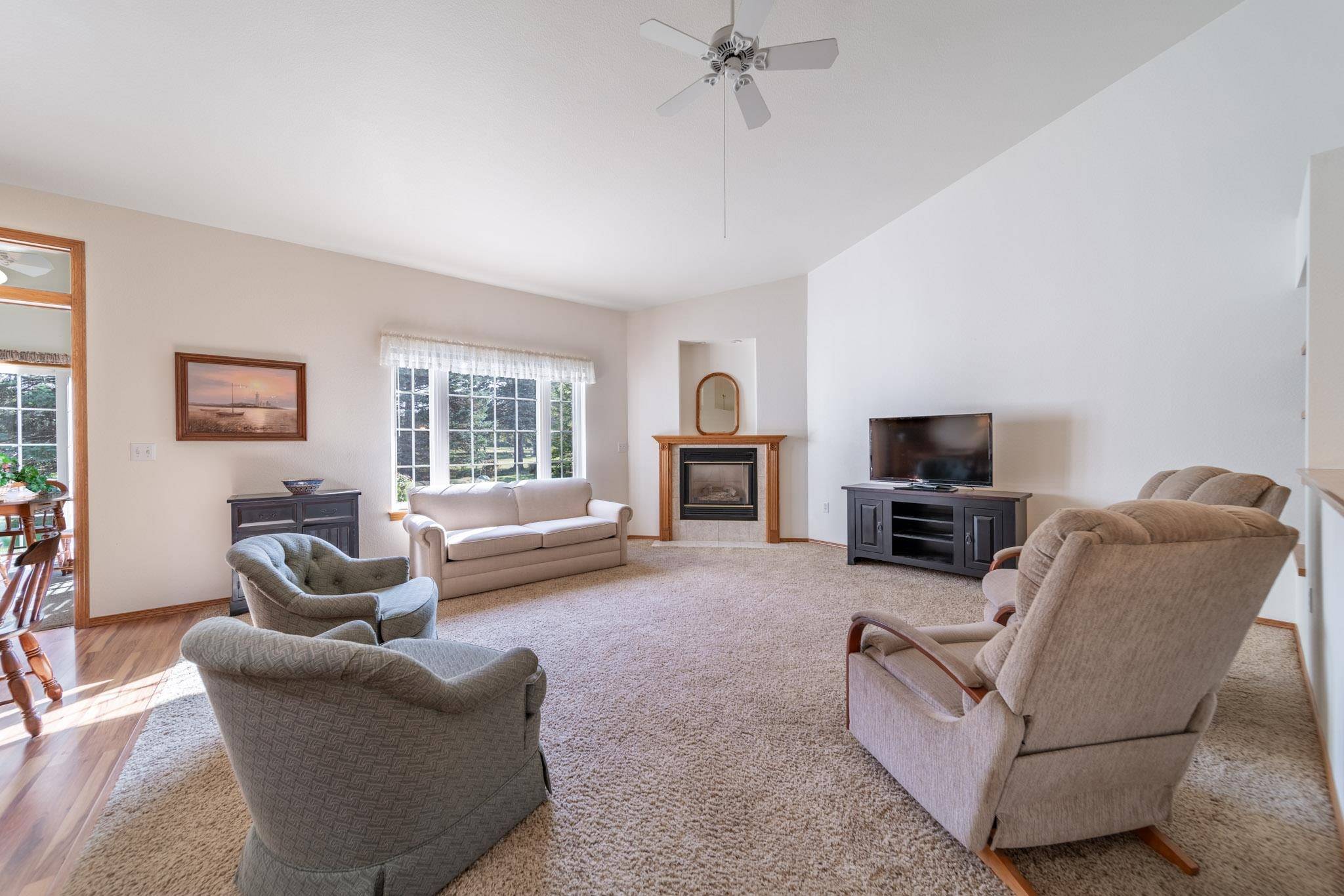 Appleton, WI 54914-7223,1005 W WINDTREE DR