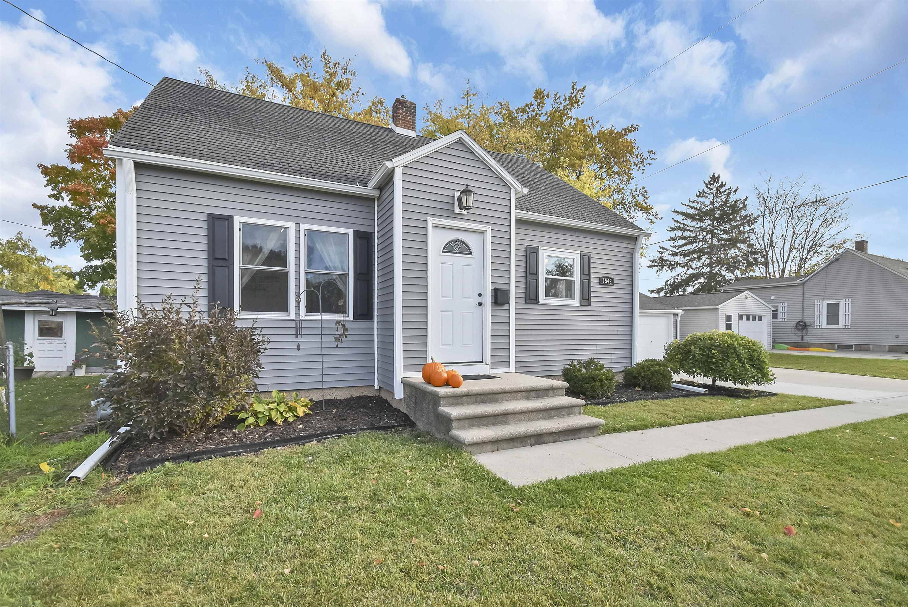Green Bay, WI 54304,1542 9TH ST
