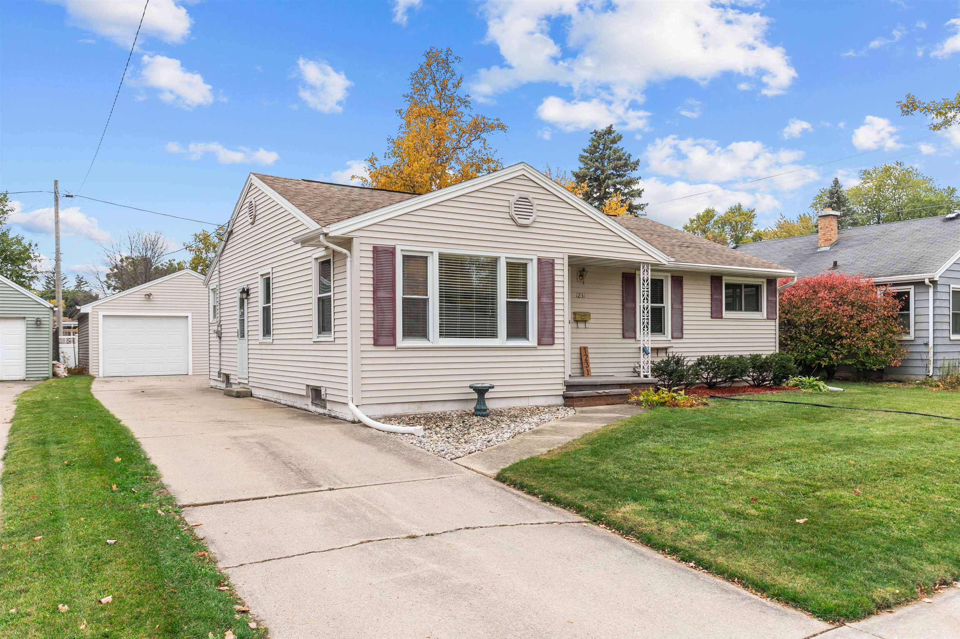 Appleton, WI 54914,1231 W GLENDALE AVE