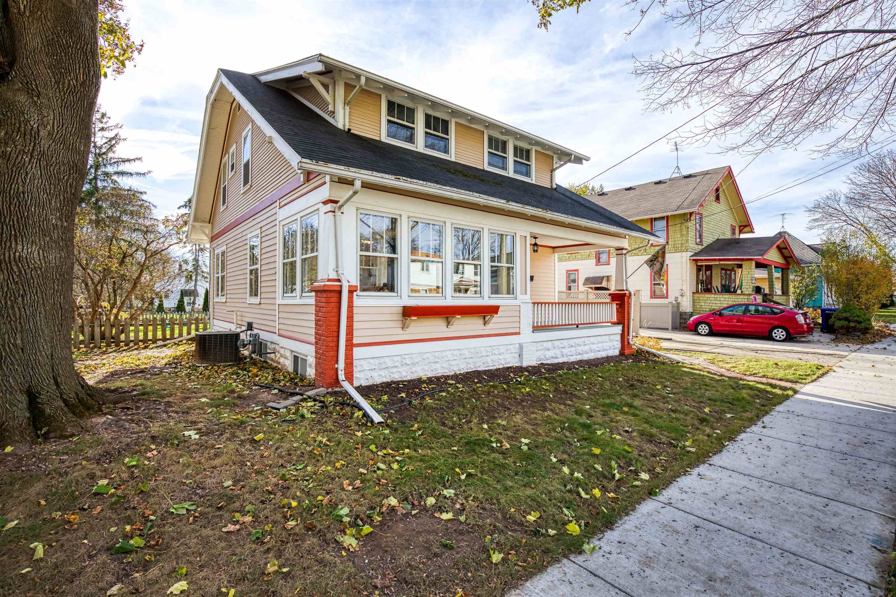 Appleton, WI 54914,1207 W ELSIE ST