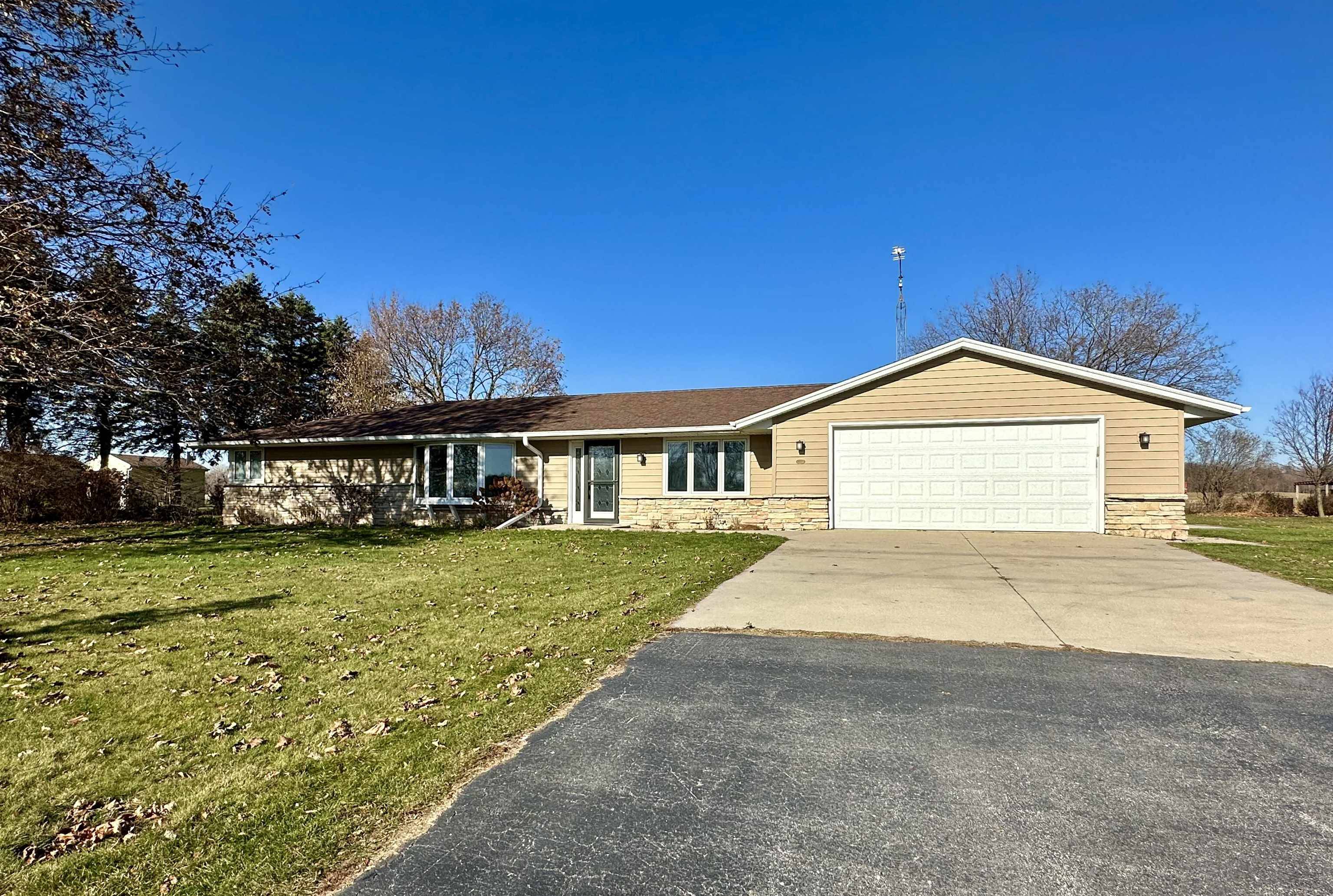 Random Lake, WI 53075,W4382 COUNTY ROAD D