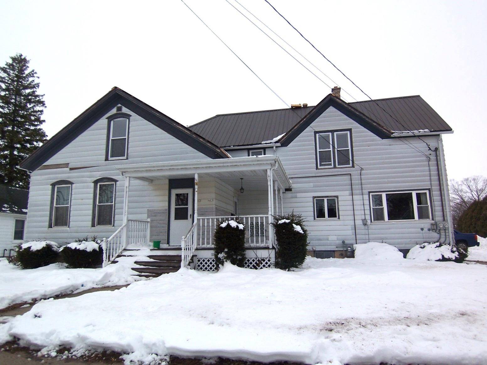 Mishicot, WI 54228-9777,405 MAIN ST