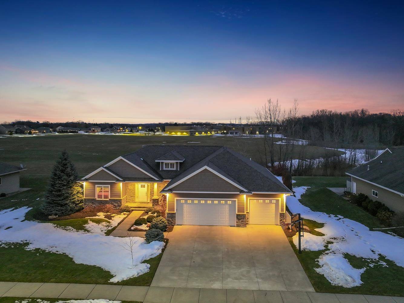 De Pere, WI 54115-7739,1873 WIZARD WAY