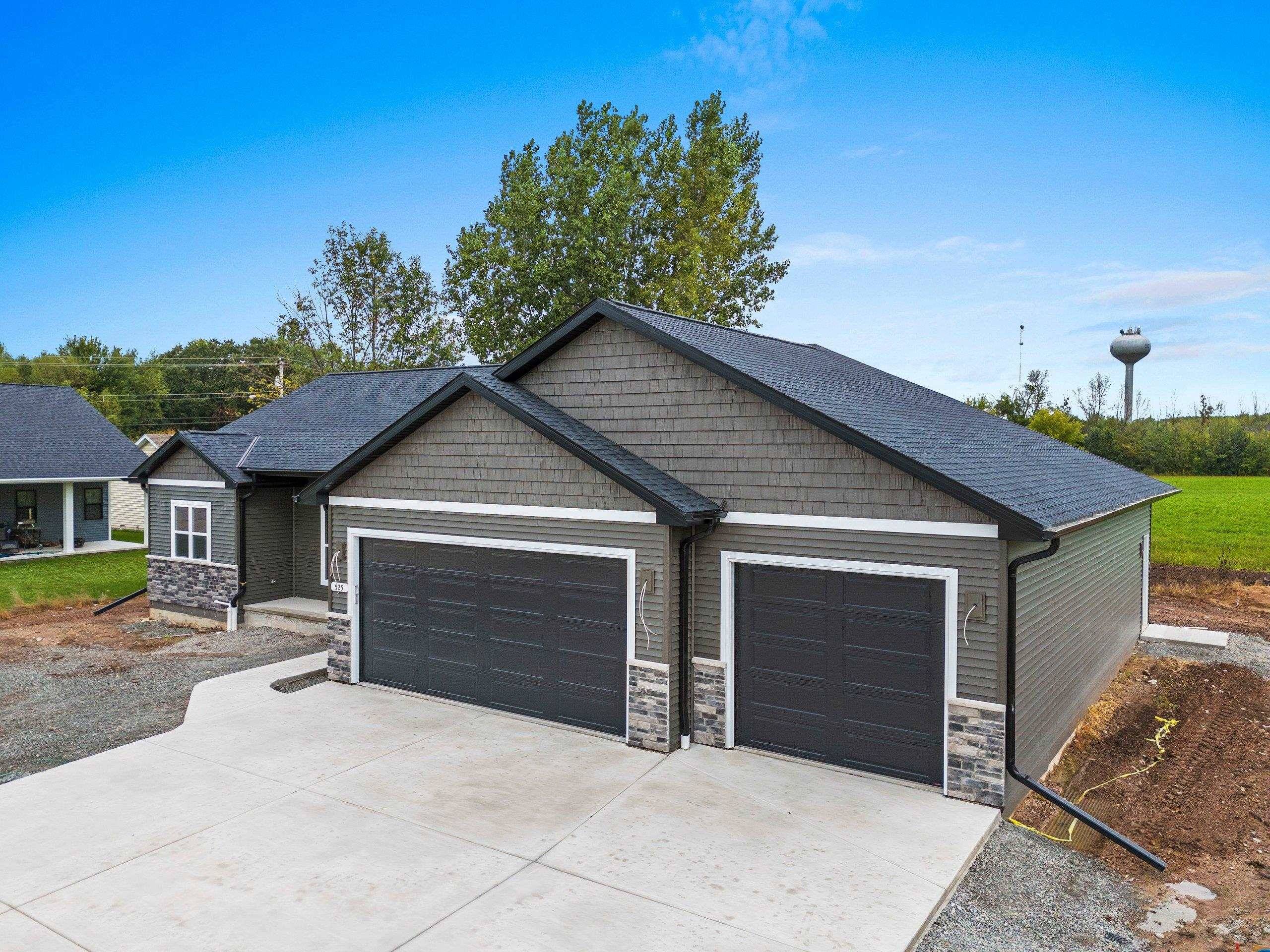 Seymour, WI 54165,525 BEHRENDT PARK DR