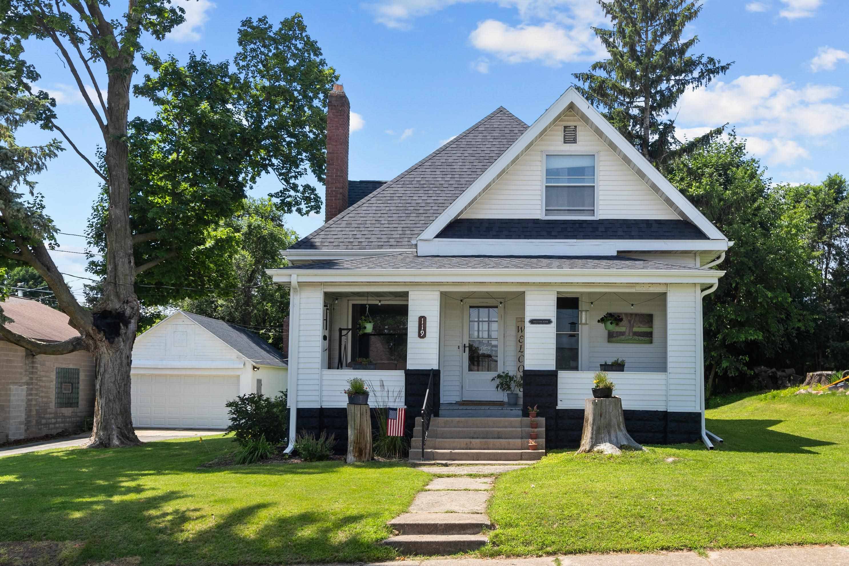 Hortonville, WI 54944,119 N MILL ST