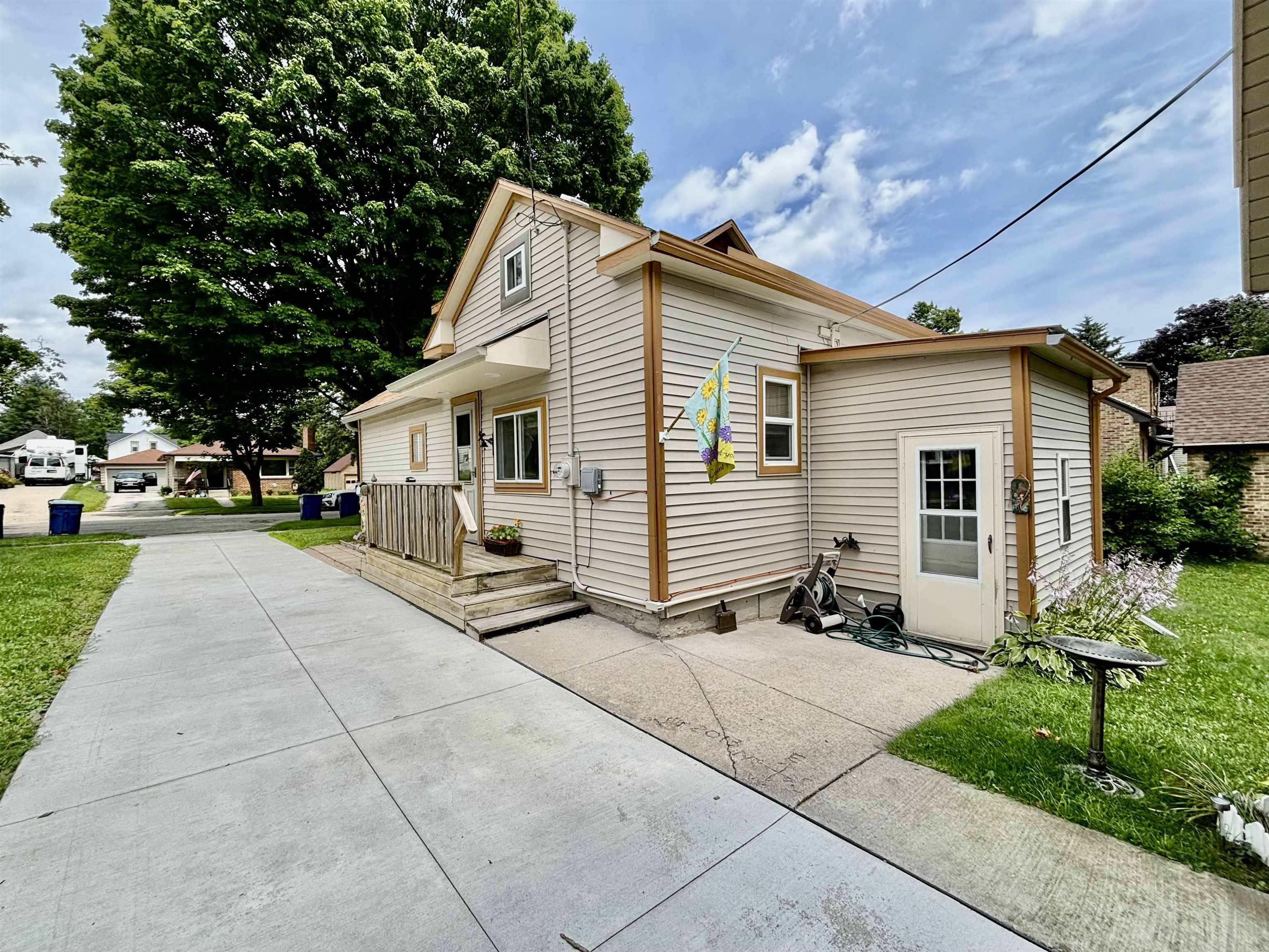 Kewaunee, WI 54216,524 ROSE ST