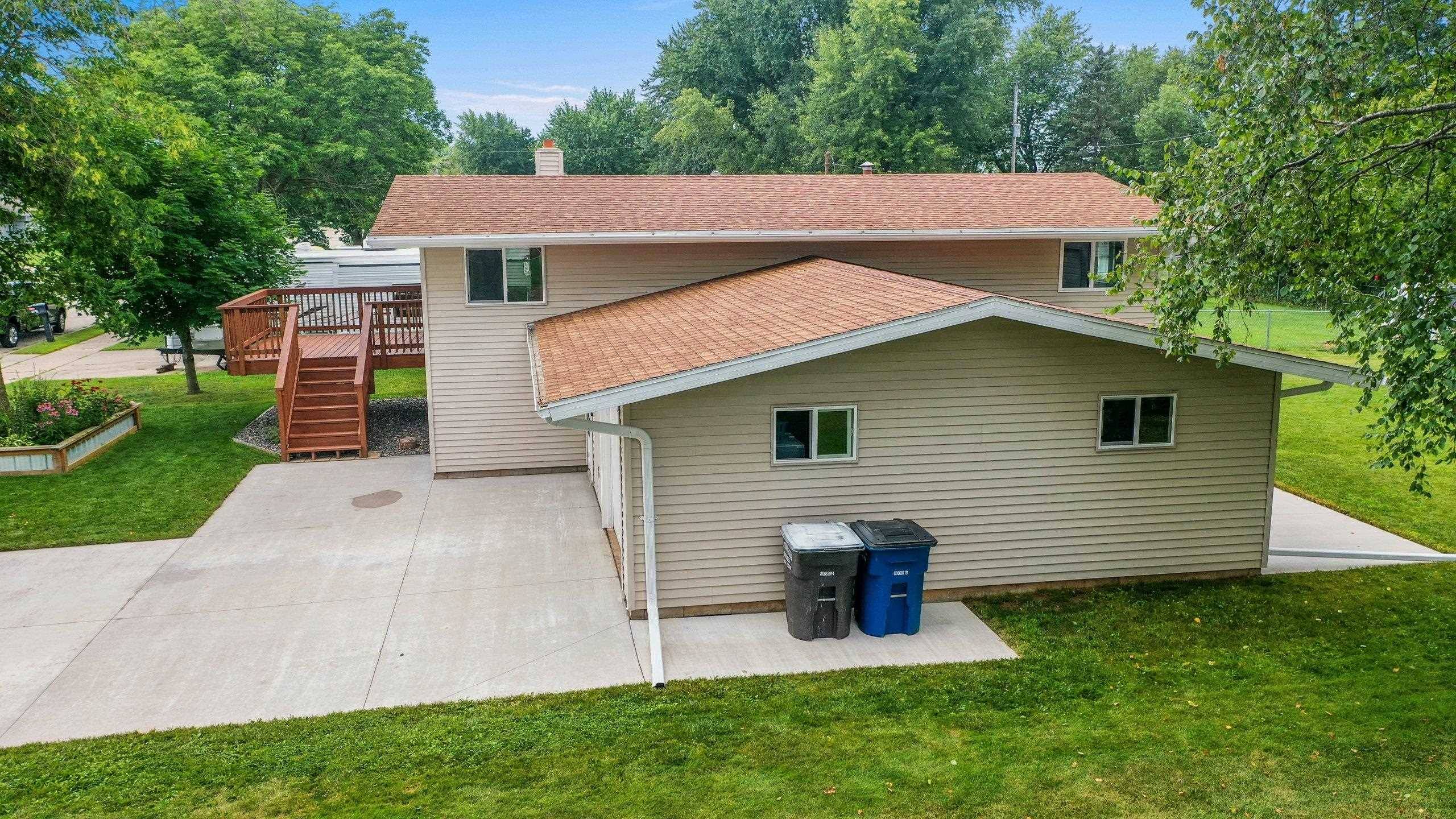 Pulaski, WI 54162,309 PARK ST