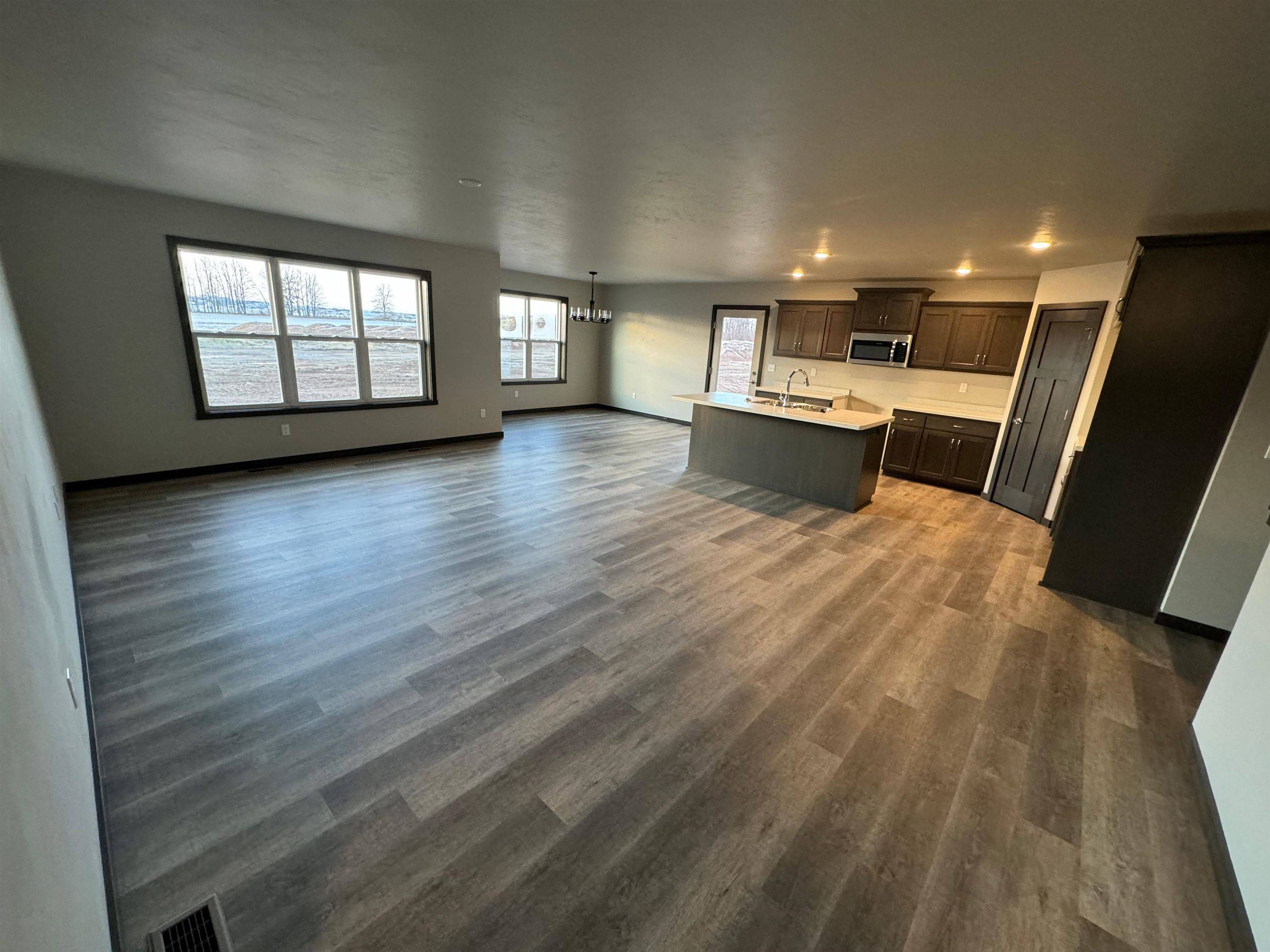 Green Bay, WI 54313,4629 RICHARD LN