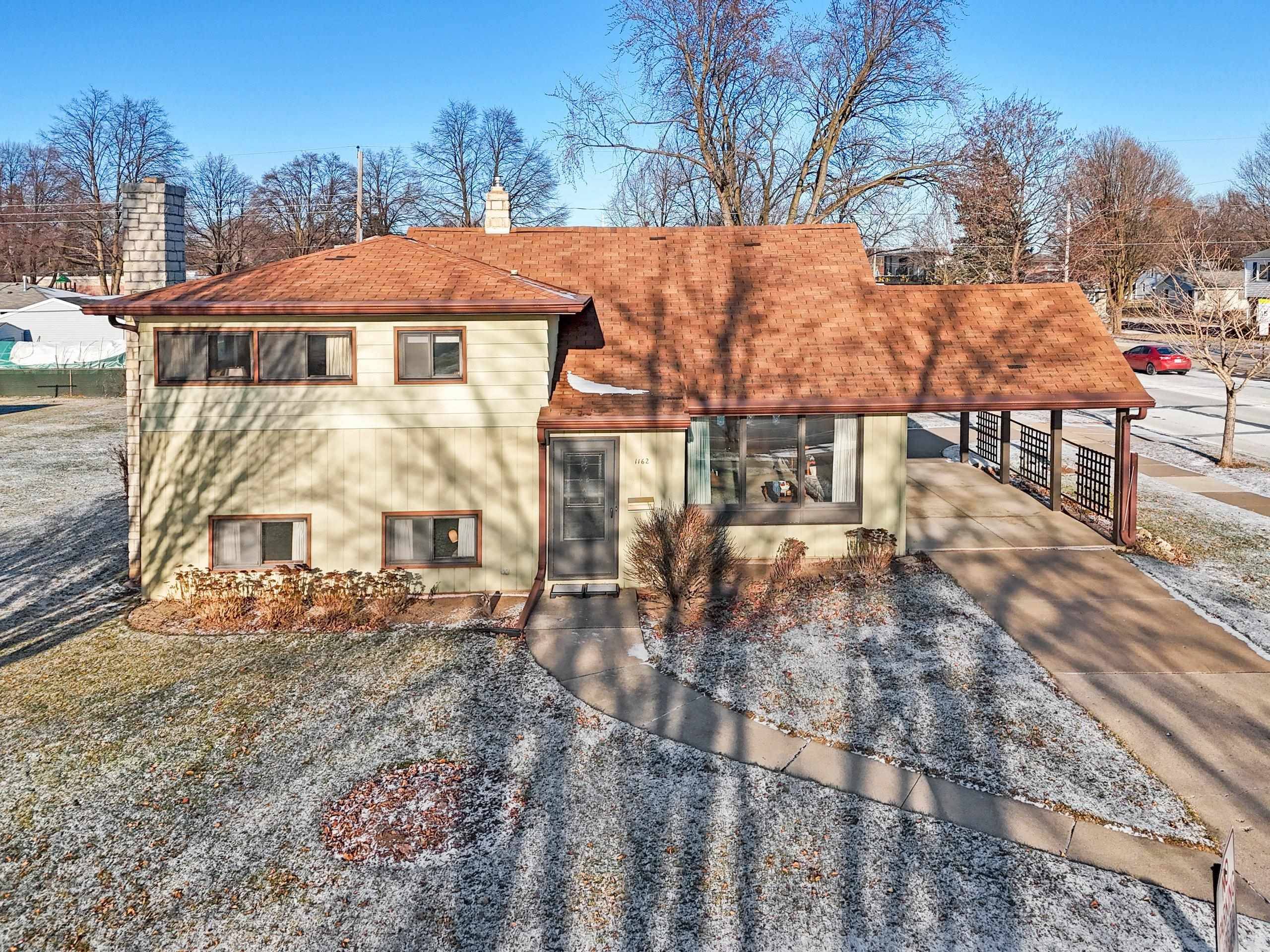 Green Bay, WI 54304-3942,1162 SHADOW LN
