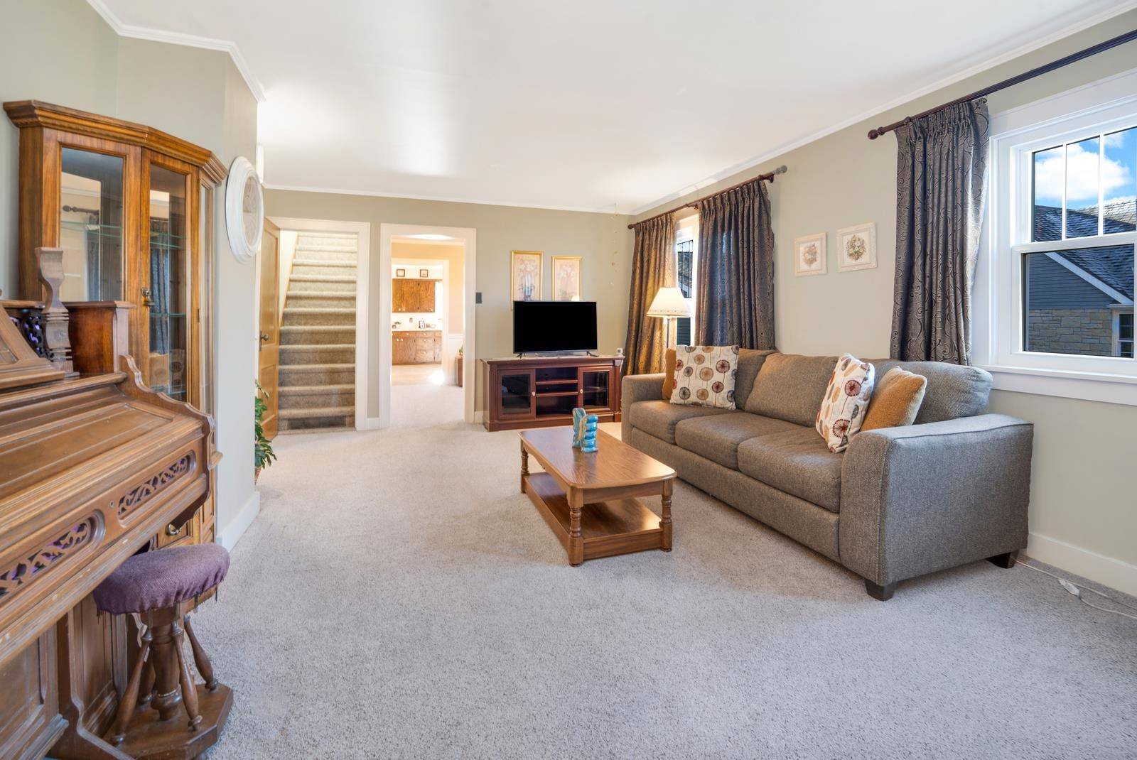 Hilbert, WI 54129,633 W CALUMET ST