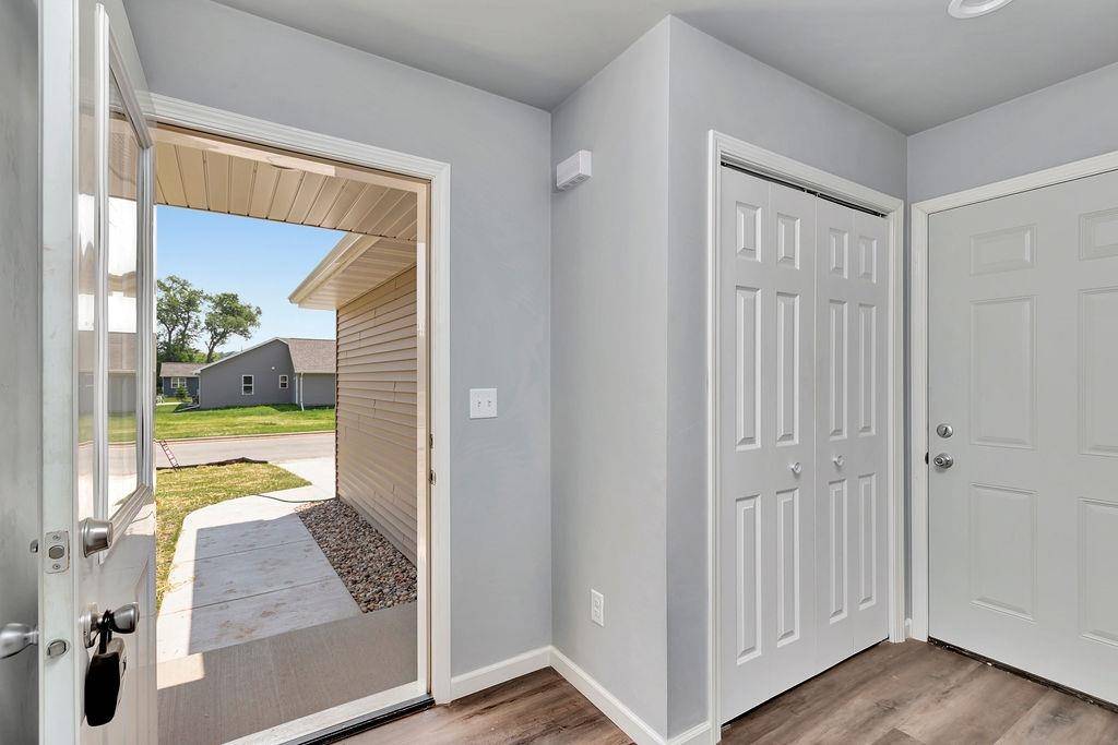 New London, WI 54961,2123 ABBEY RD