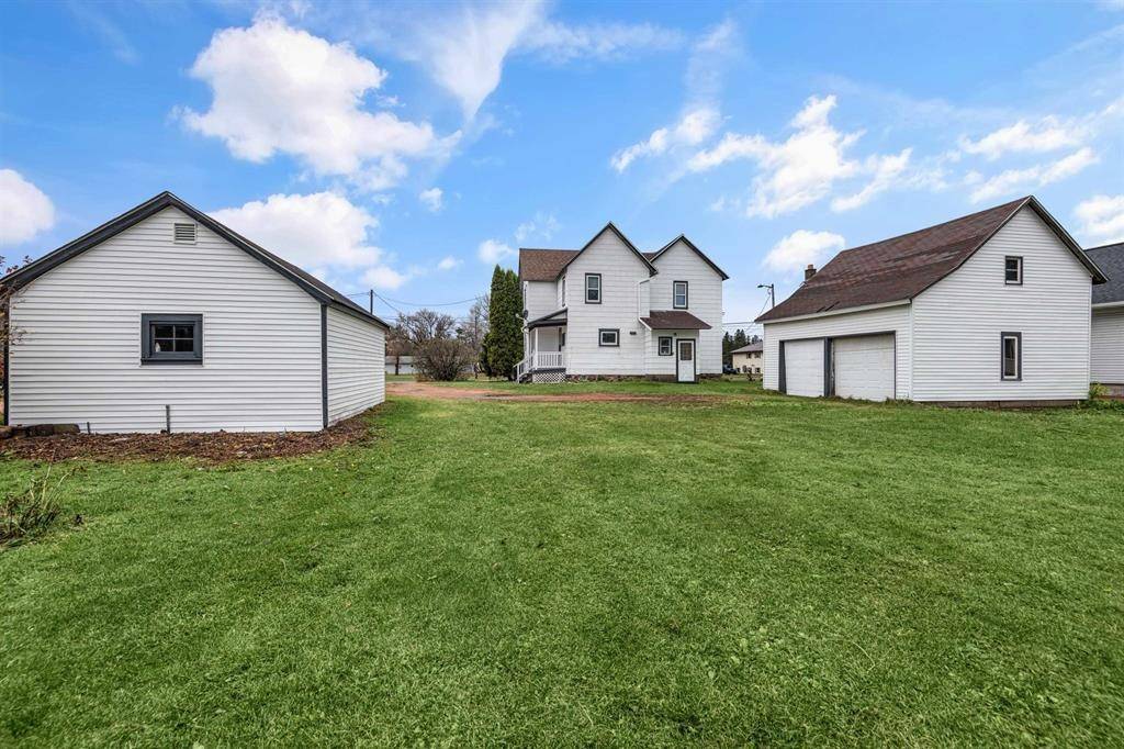 Antigo, WI 54409,619 S SUPERIOR ST