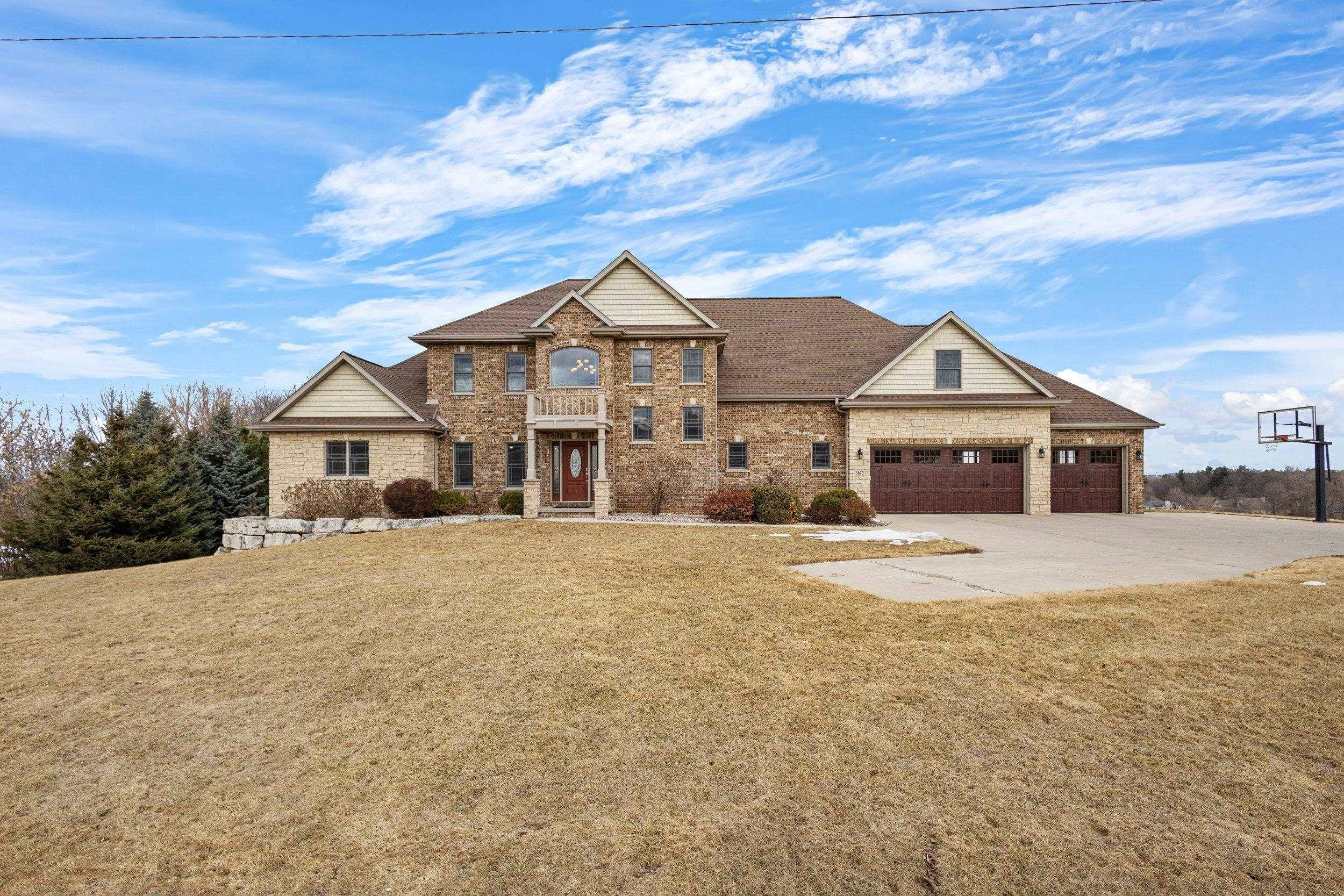 De Pere, WI 54115-8797,3675 DICKINSON RD