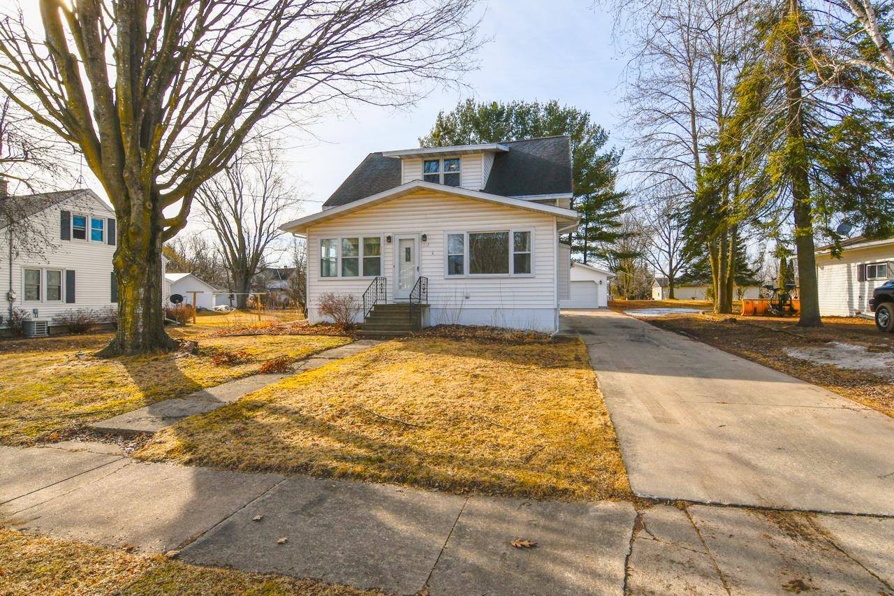 Gillett, WI 54124,112 W CEDAR ST