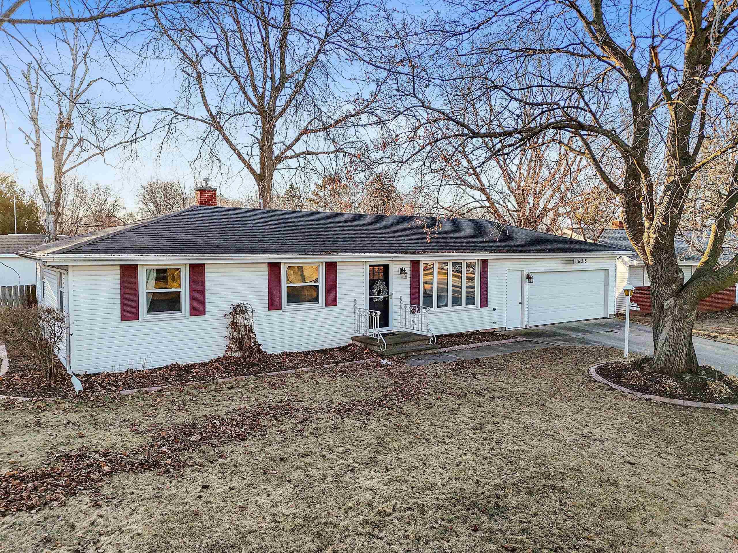 Green Bay, WI 54303,1625 BOND CT