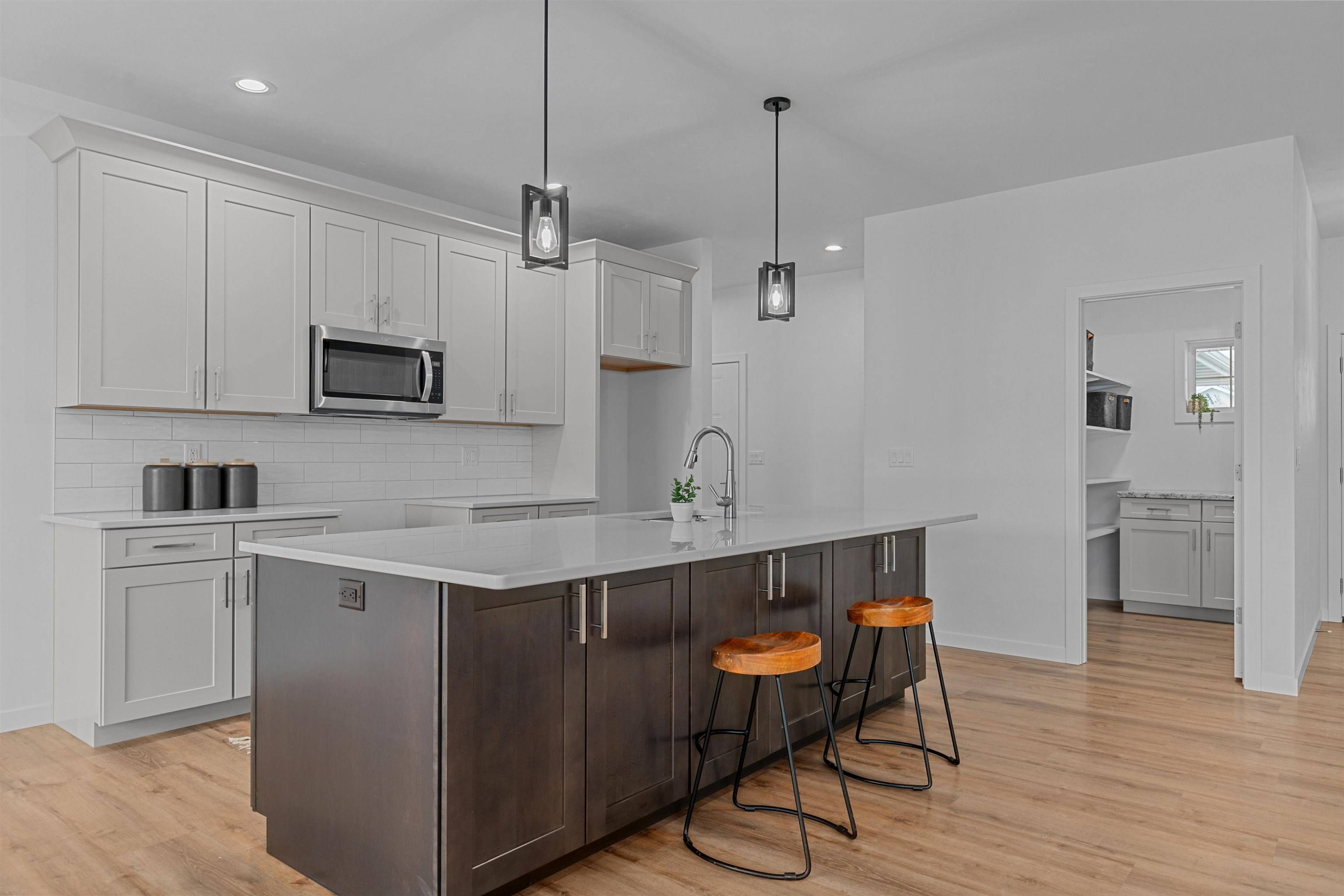 Menasha, WI 54952,W5808 ROUNDSTONE PL