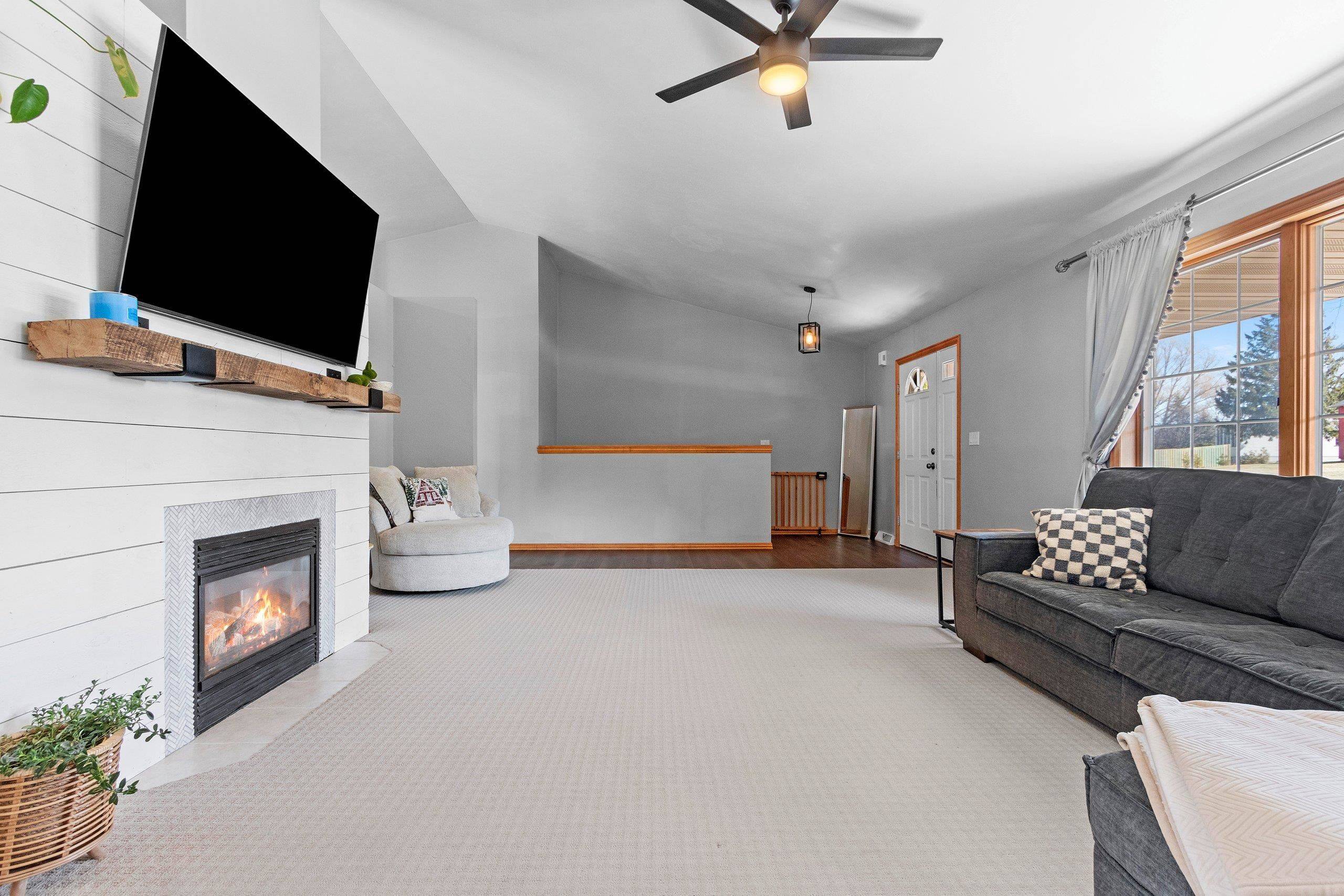Suamico, WI 54313,2100 MAGY LN