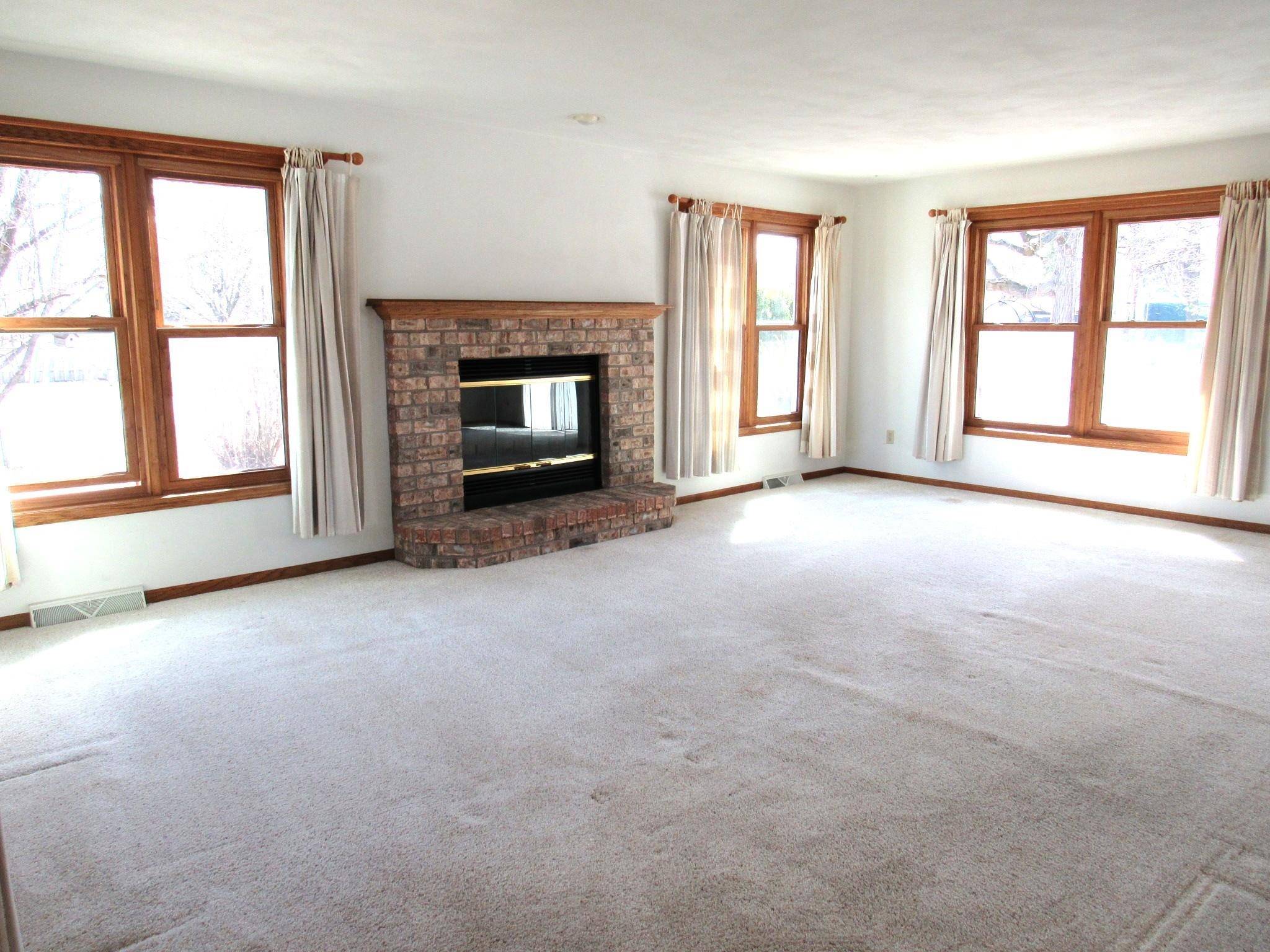 Neenah, WI 54956,7375 WOODENSHOE RD