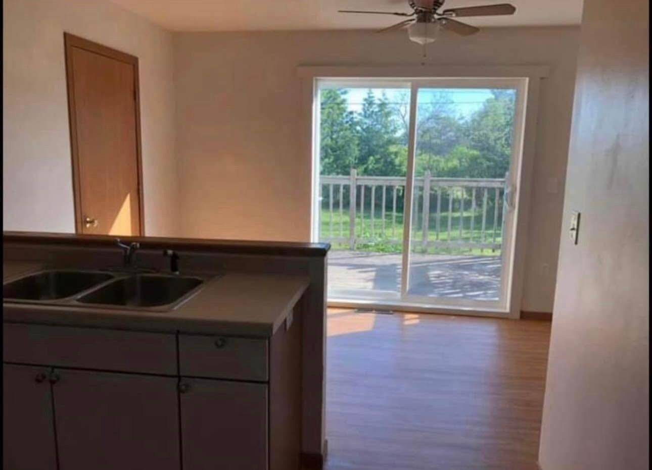 Sturgeon Bay, WI 54235,716 WALNUT DR