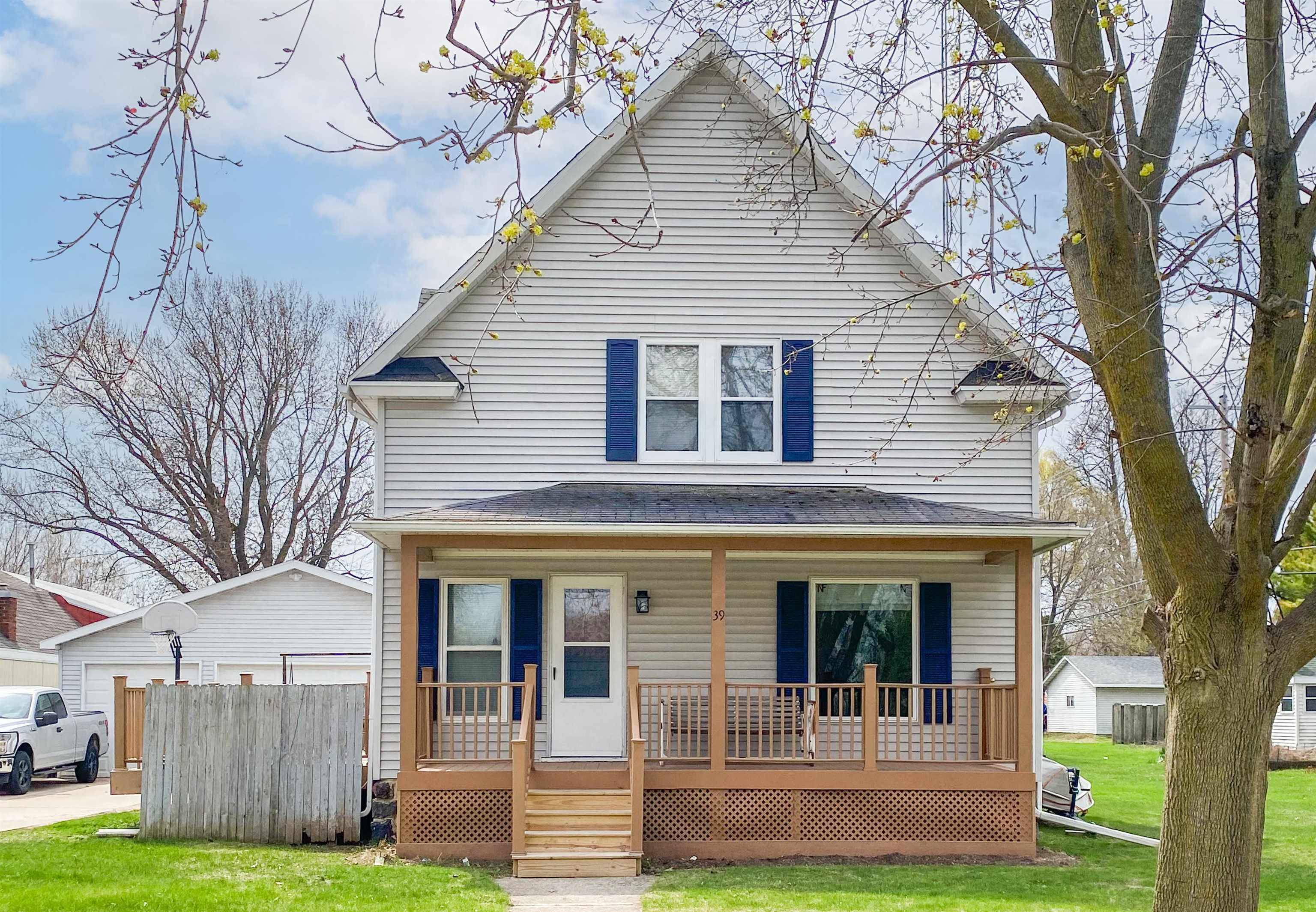 North Fond Du Lac, WI 54937,39 POLK ST