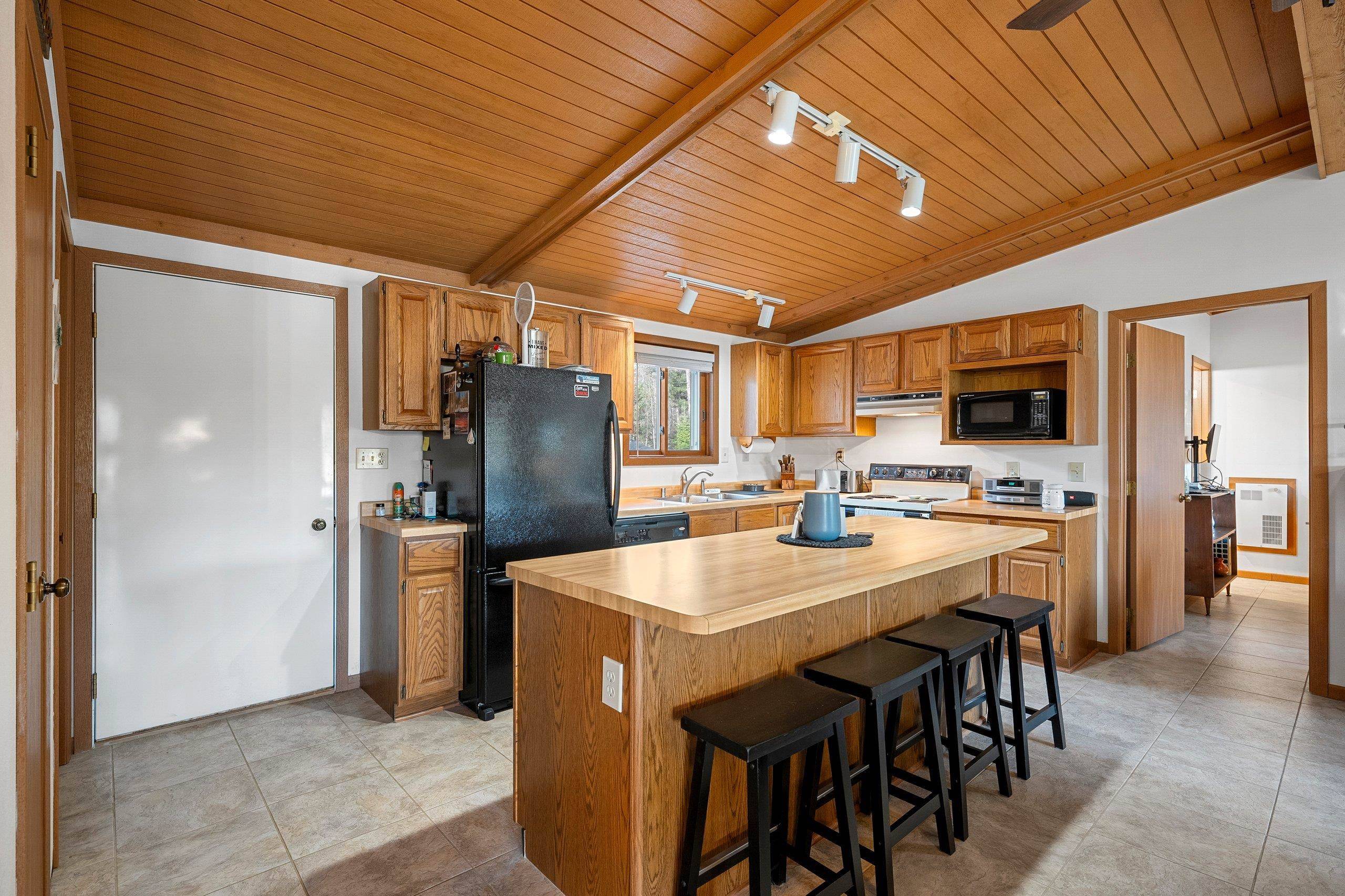 Mountain, WI 54149,12346 W SHORE DR