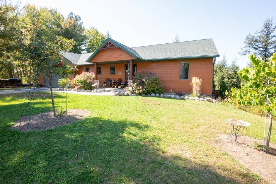 Mountain, WI 54149,16299 THELEN RD